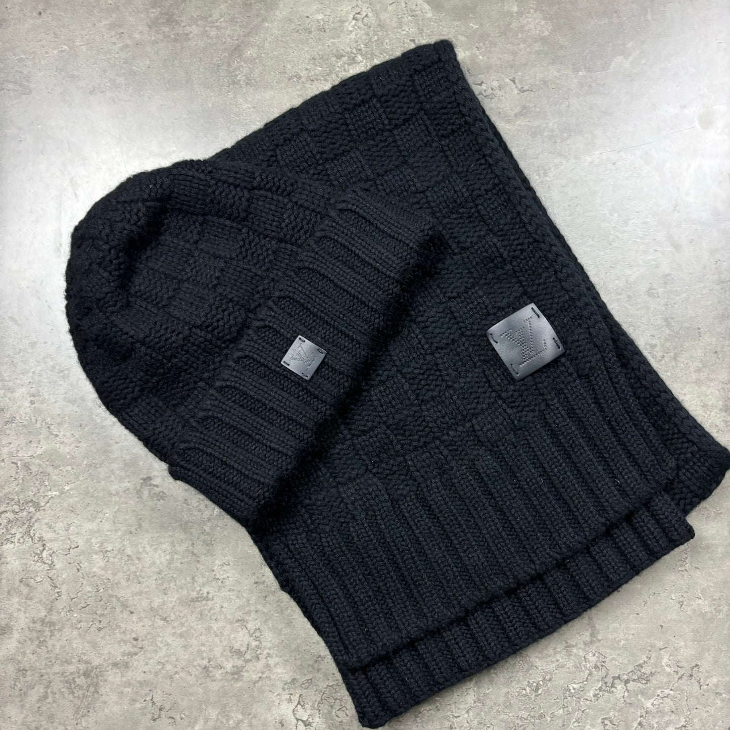 LOUIS VUITTON CASHMERE SCARF & BEANIE SET - BLACK