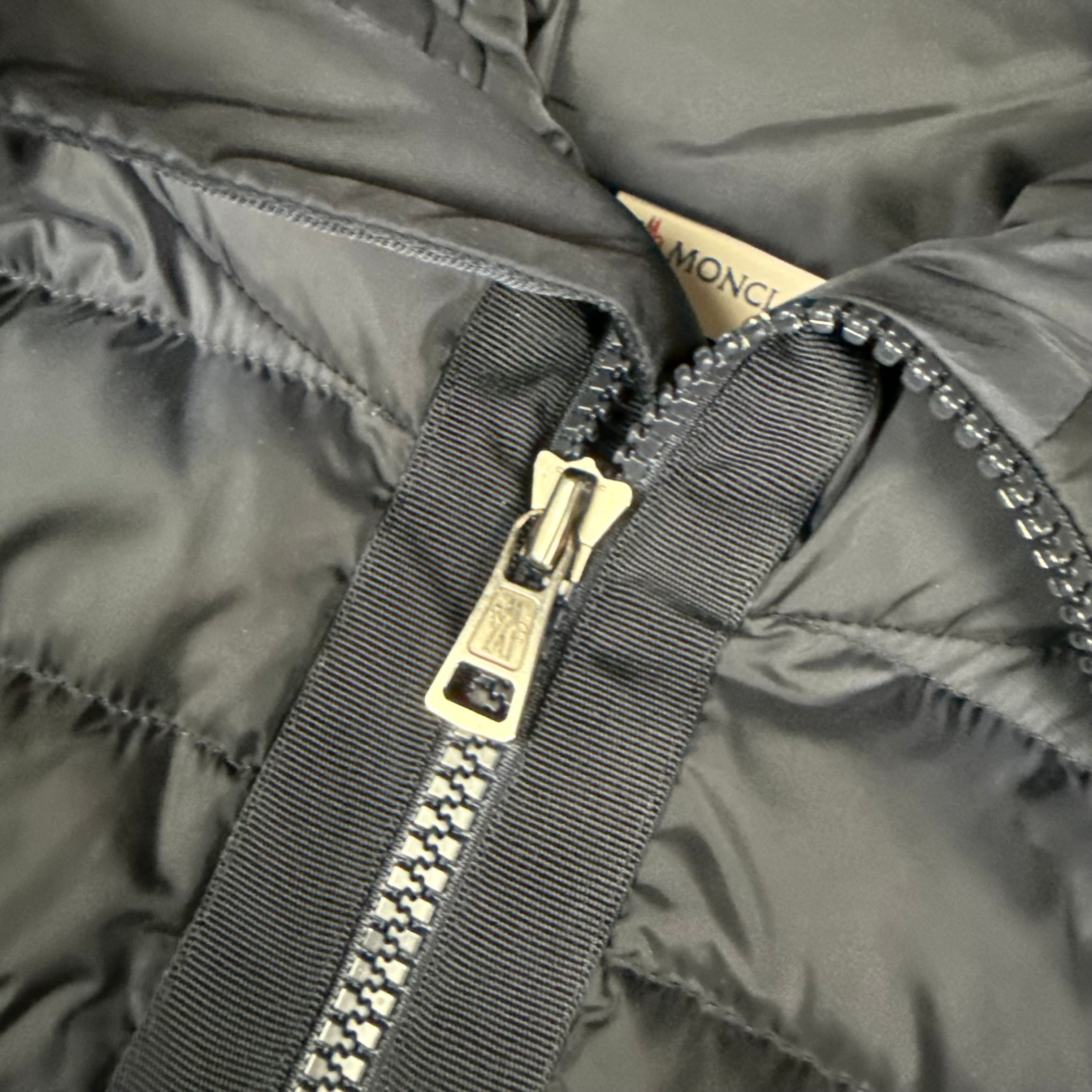 MONCLER TRICOT CARDIGAN HYBRID DOWN KNIT JACKET - (M)