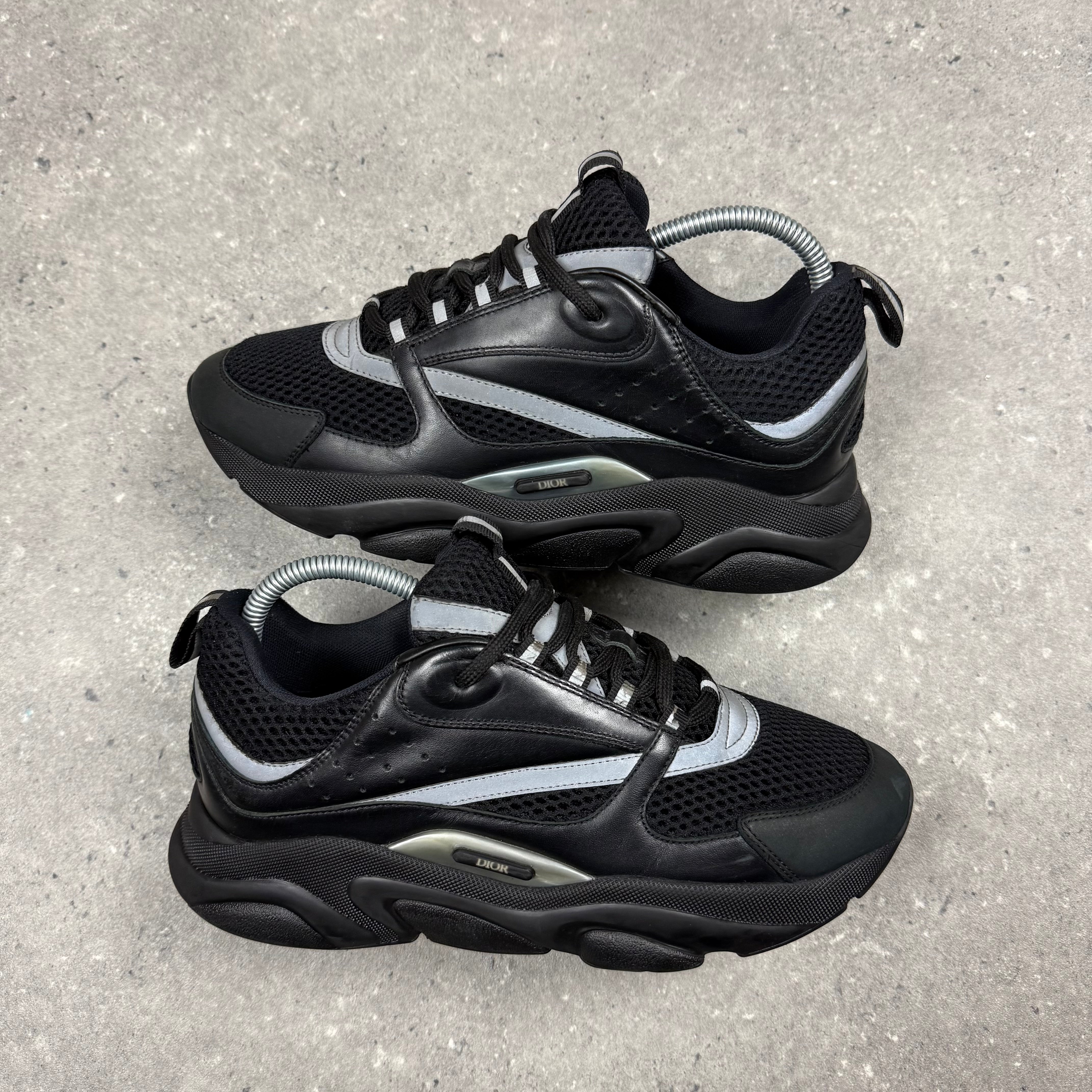 DIOR B22 BLACK - (EU 41 / UK 7)