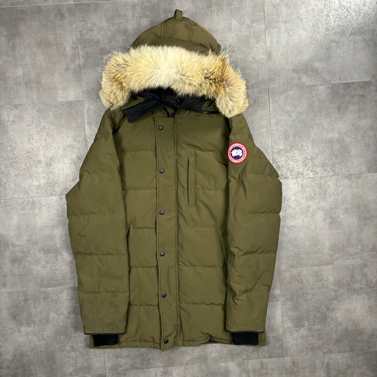 CANADA GOOSE CARSON PARKA - LARGE