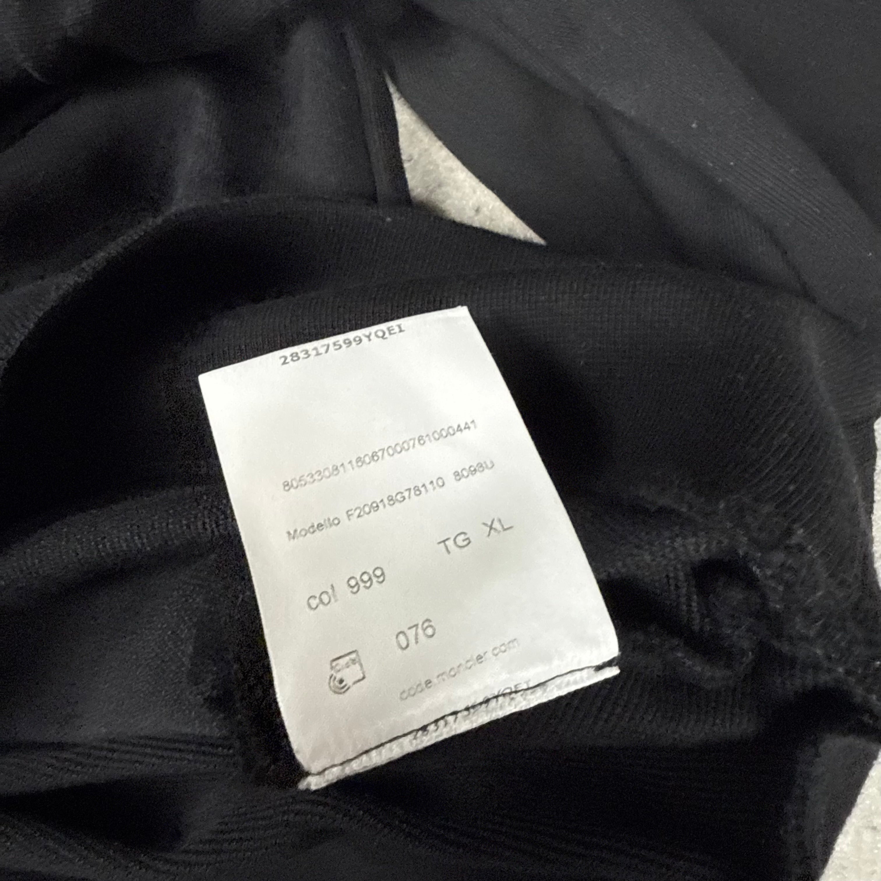 MONCLER JUMPER BLACK - XL (FITS L)
