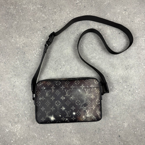 LOUIS VUITTON GALAXY BAG