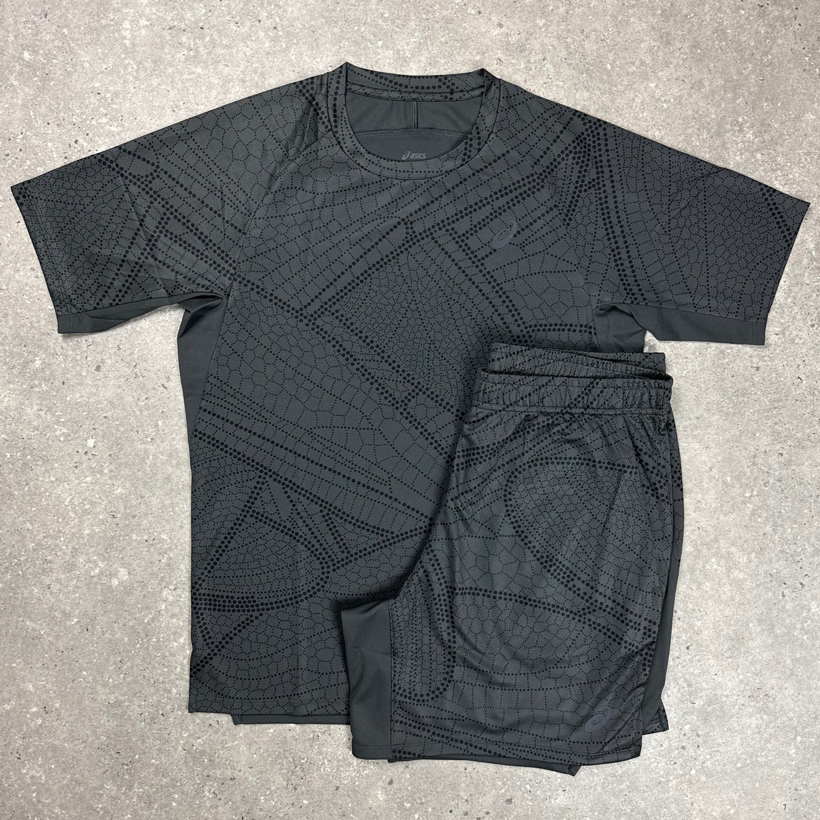 ASICS ALL OVER TOP & SHORTS SET - BLACK