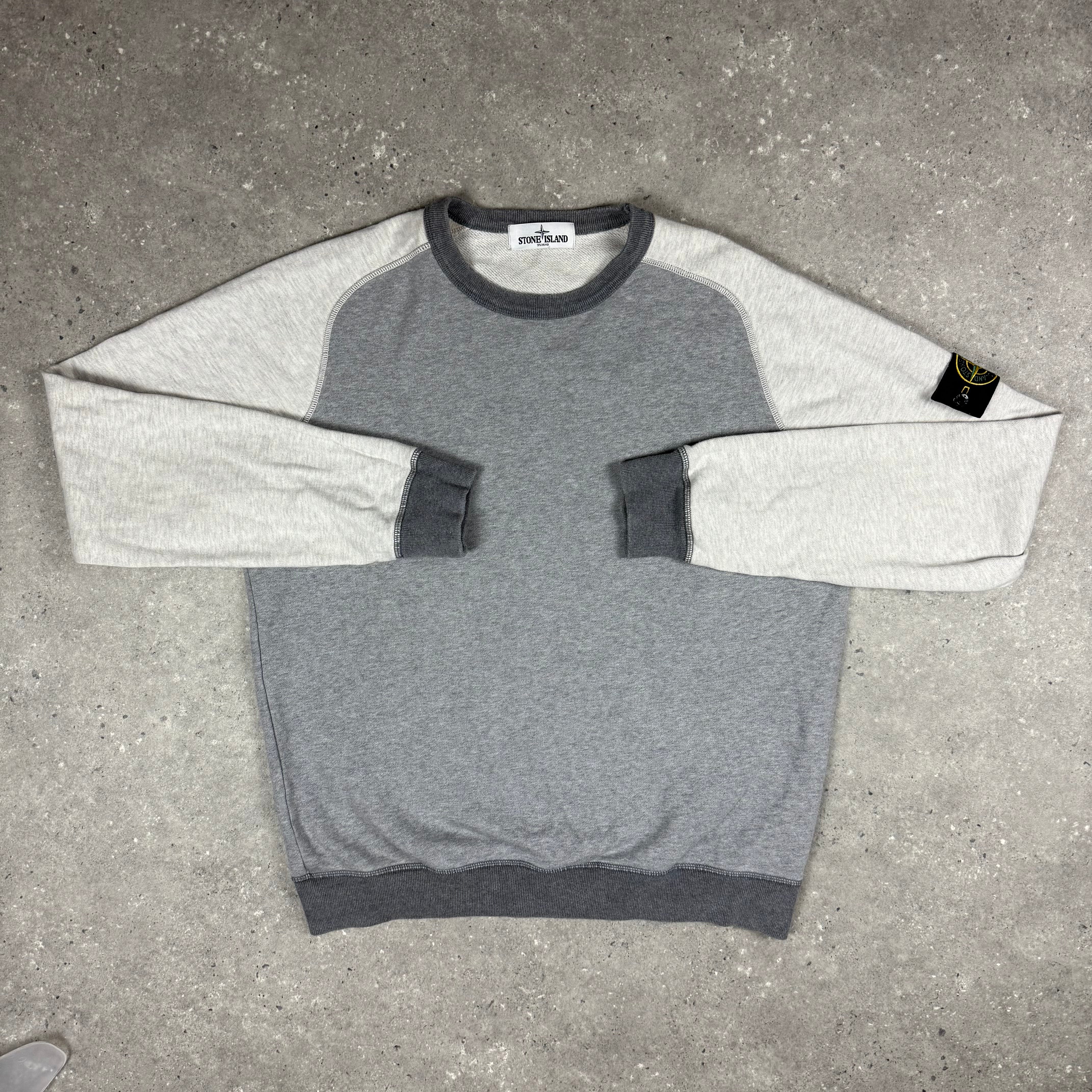STONE ISLAND JUMPER - (FITS M)