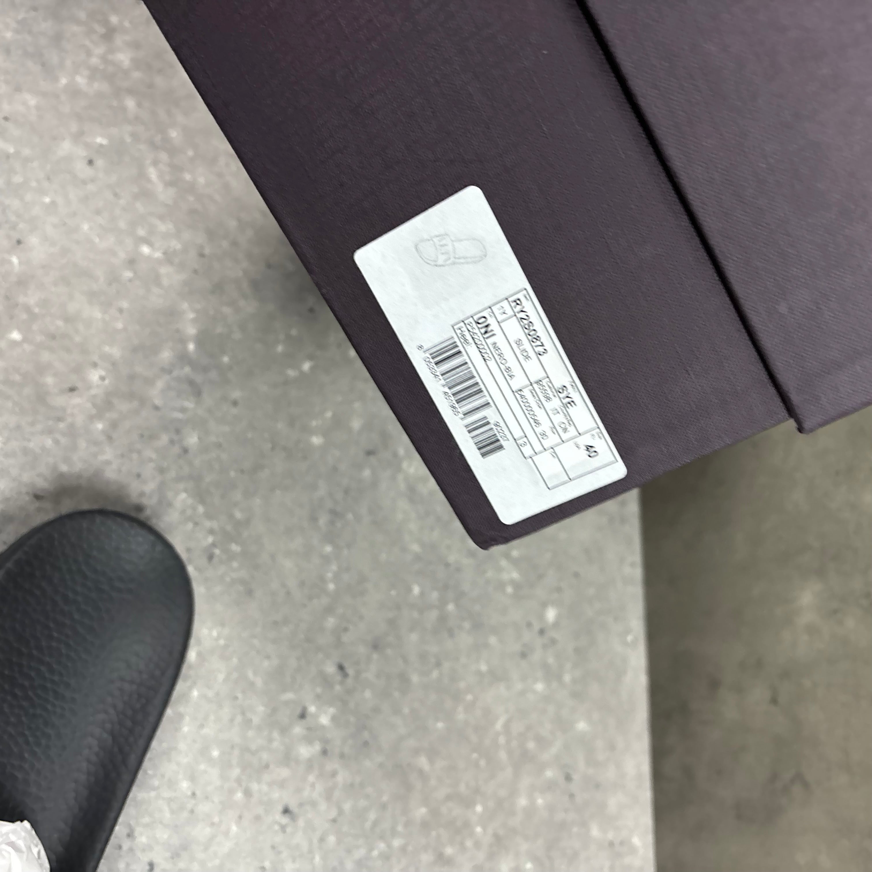 VALENTINO SLIDES - (EU40 / UK6)