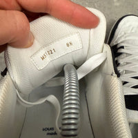 LOUIS VUITTON BLACK DENIMS - EU 42.5 (FITS UK 9.5)