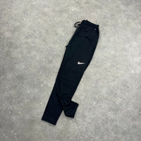 NIKE STRIDE PANTS - BLACK