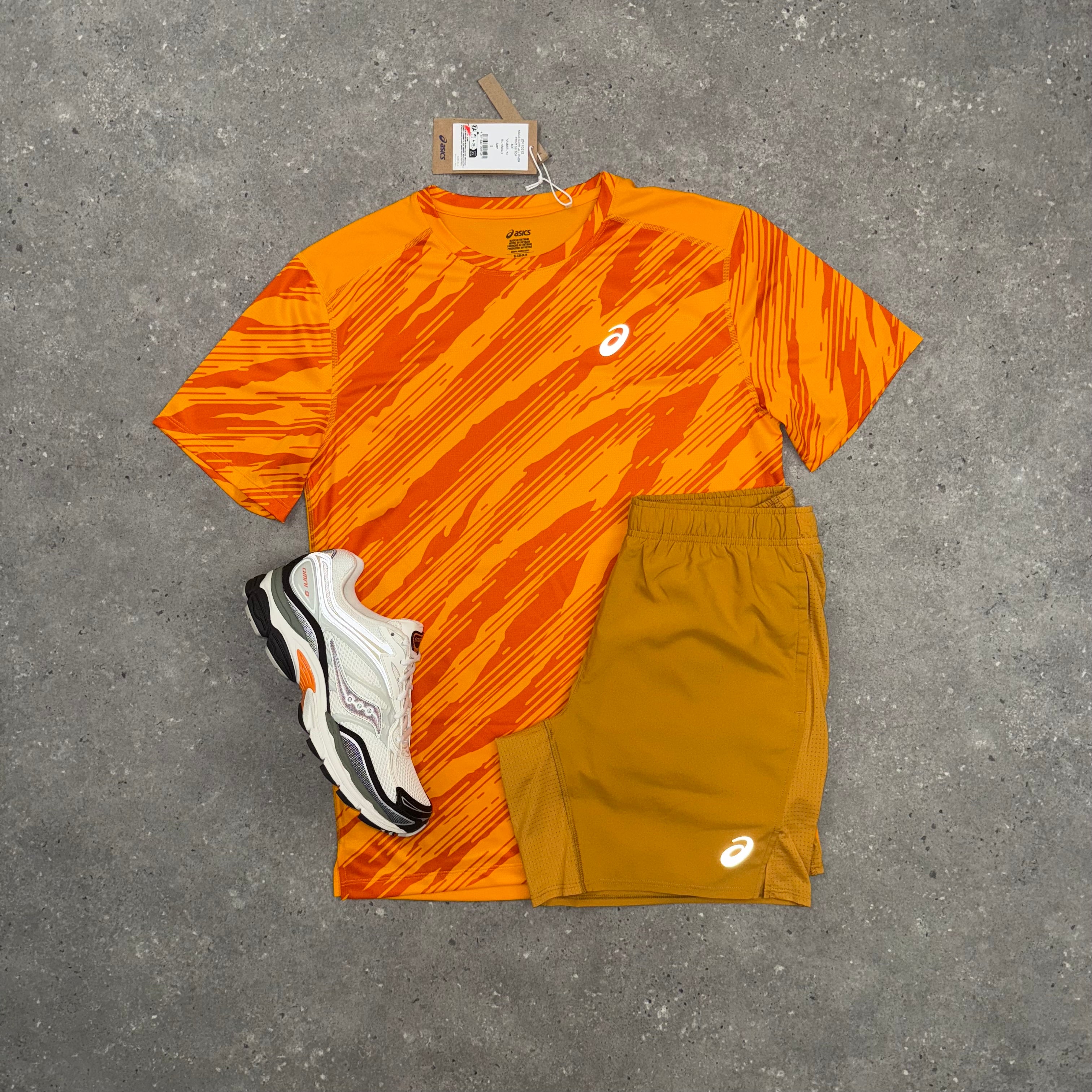 ASICS ALL OVER T-SHIRT & SHORT SET - YAMABUKI ORANGE / SANDSTORM