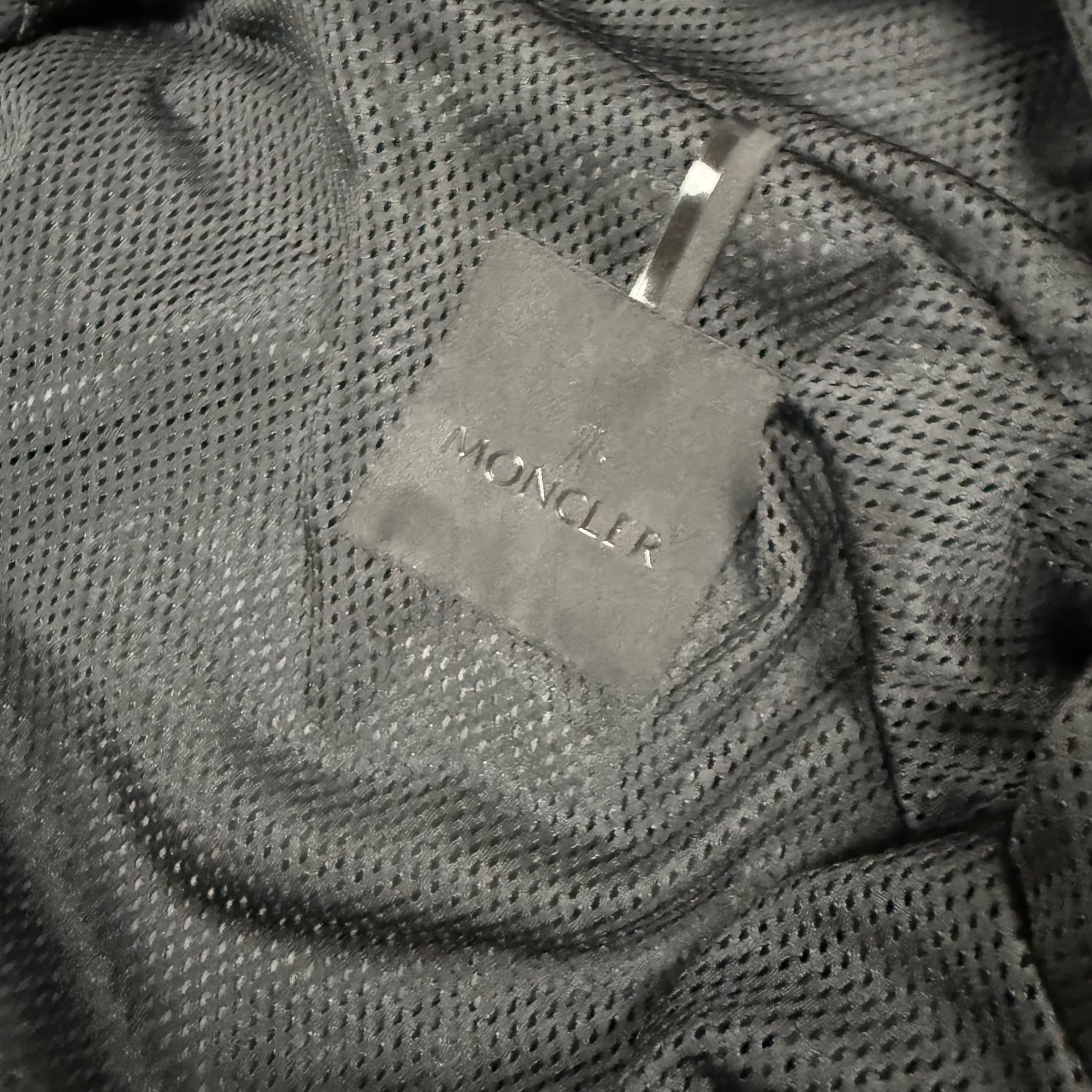 MONCLER PAKITO GILET BLACK - 2 (M)