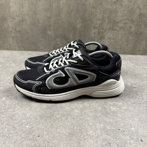 DIOR B30 BLACK/WHITE - (EU 42 / UK 8)