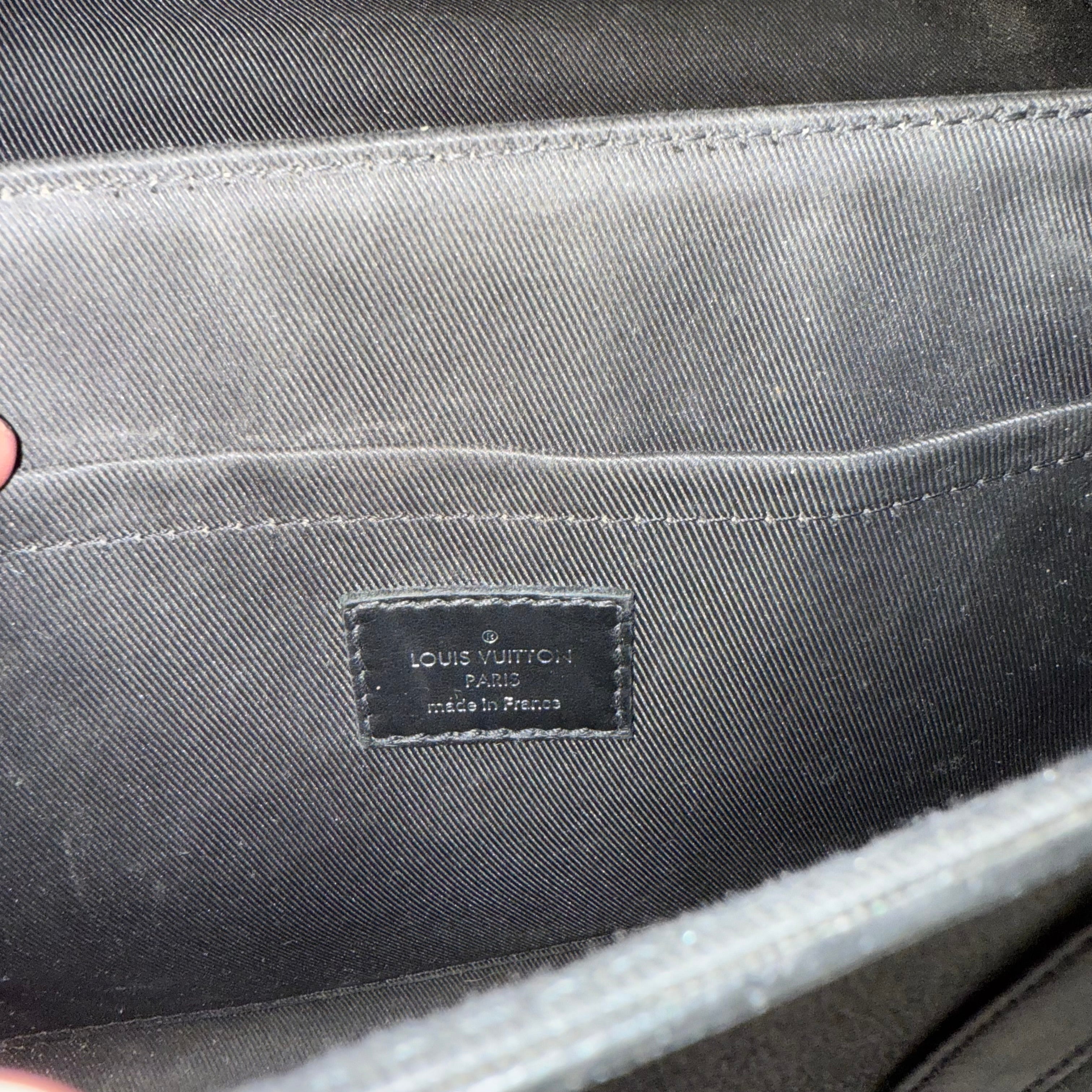 LOUIS VUITTON TRUNK MESSENGER BAG - BLACK