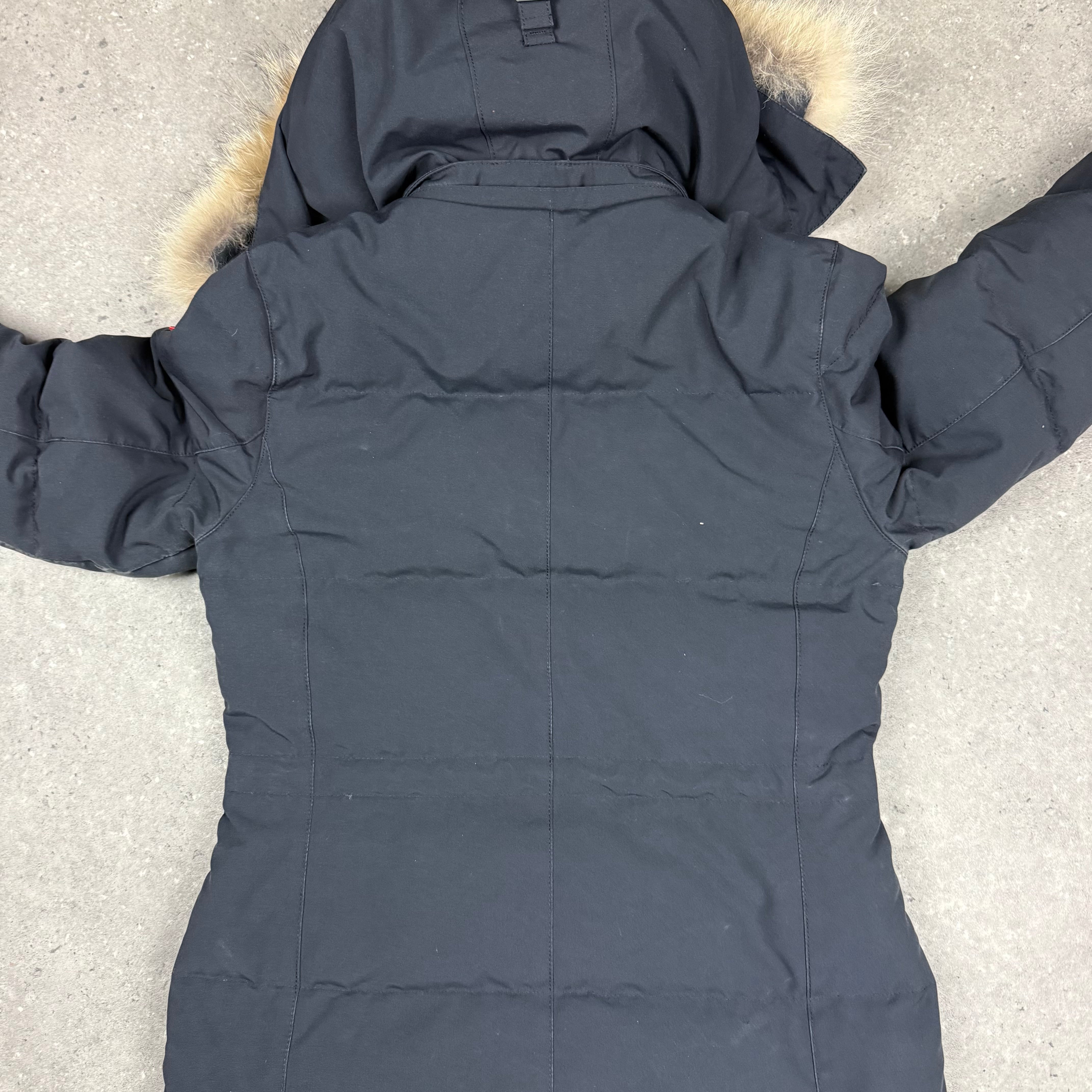 CANADA GOOSE WOMEN’S CHELSEA PARKA NAVY - (S)
