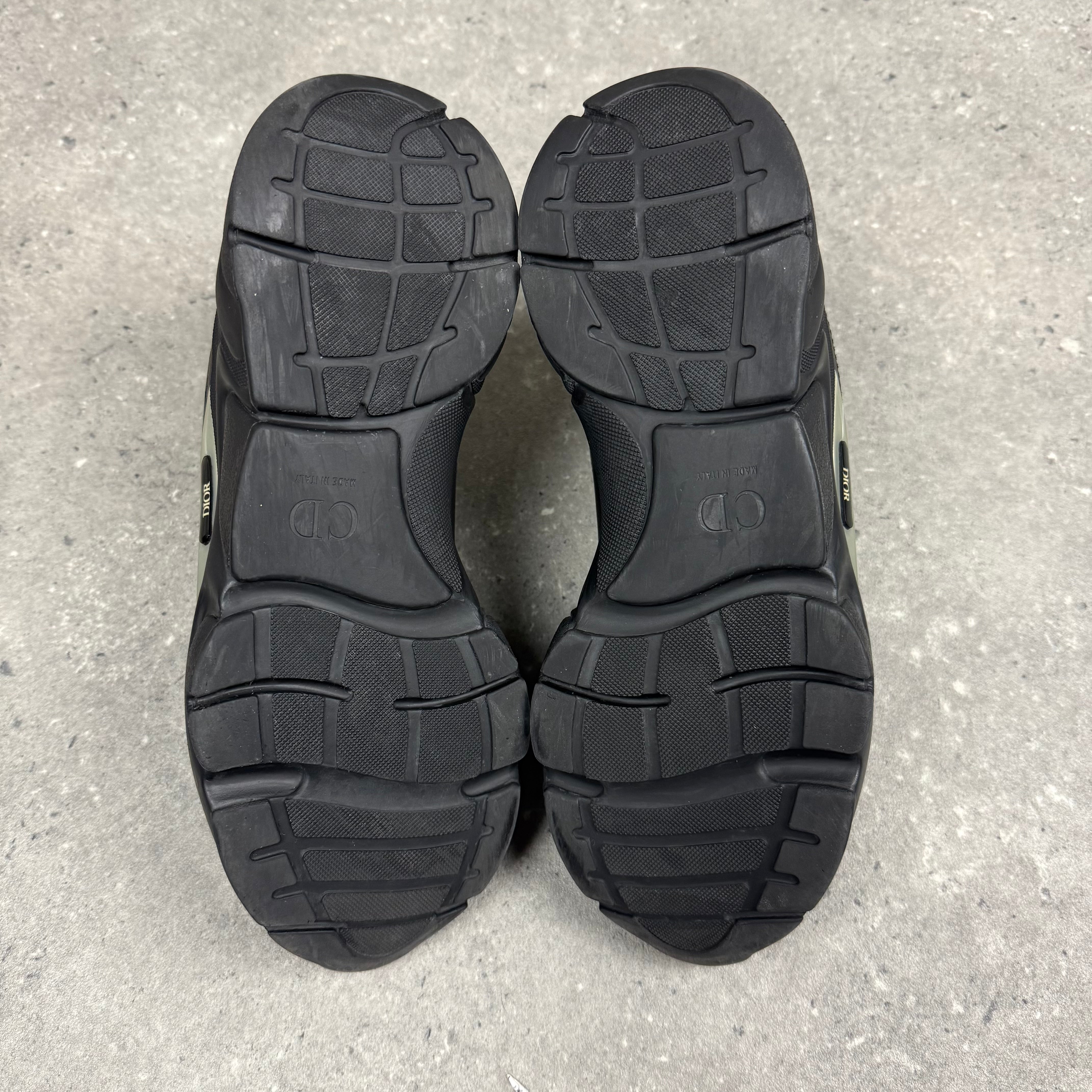 DIOR B22 BLACK - (EU41.5 / UK 7.5)