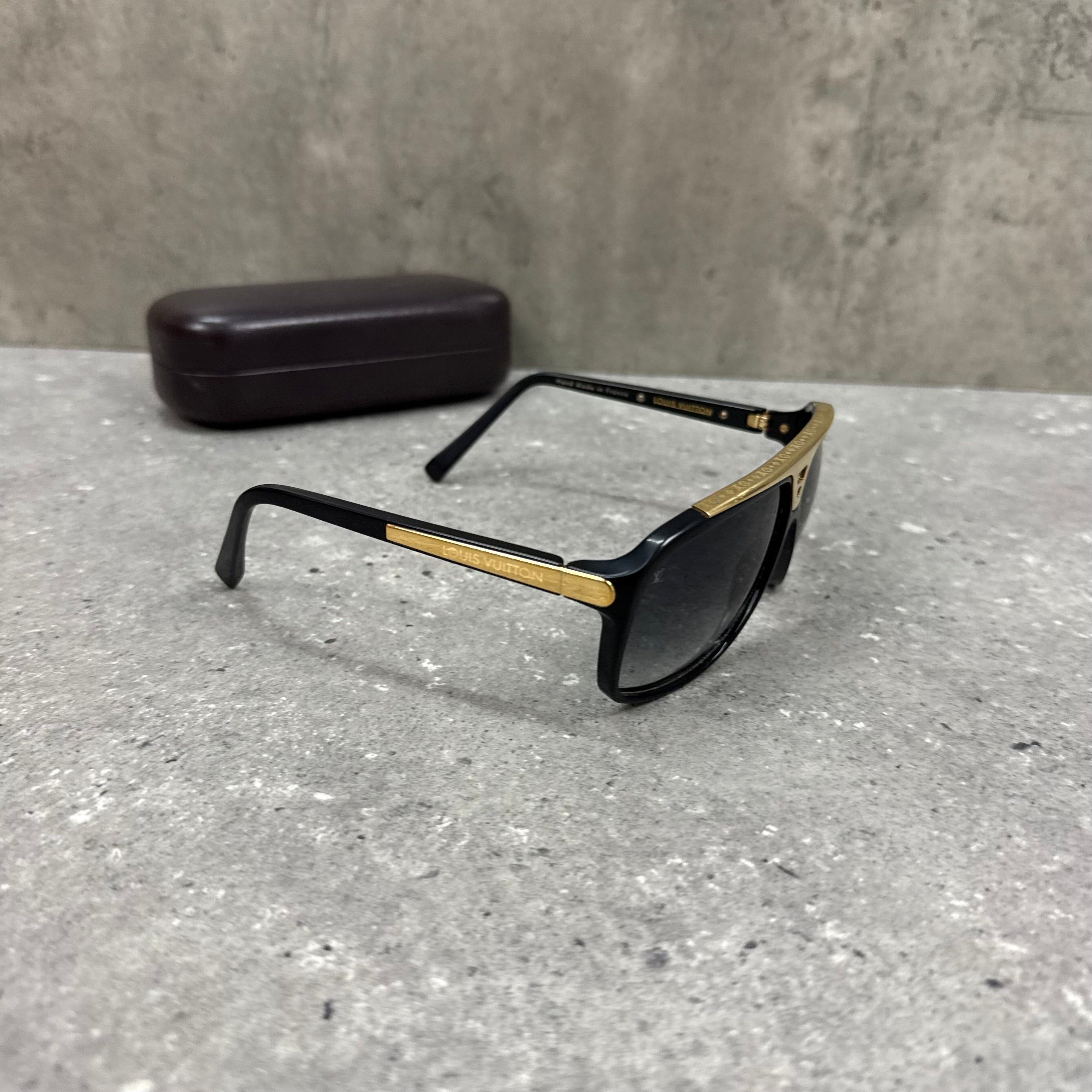 LOUIS VUITTON EVIDENCE SUNGLASSES