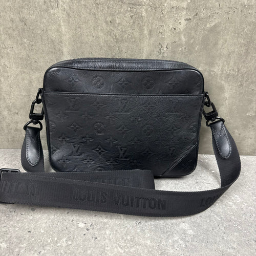 LOUIS VUITTON MONOGRAM MESSENGER BAG - BLACK