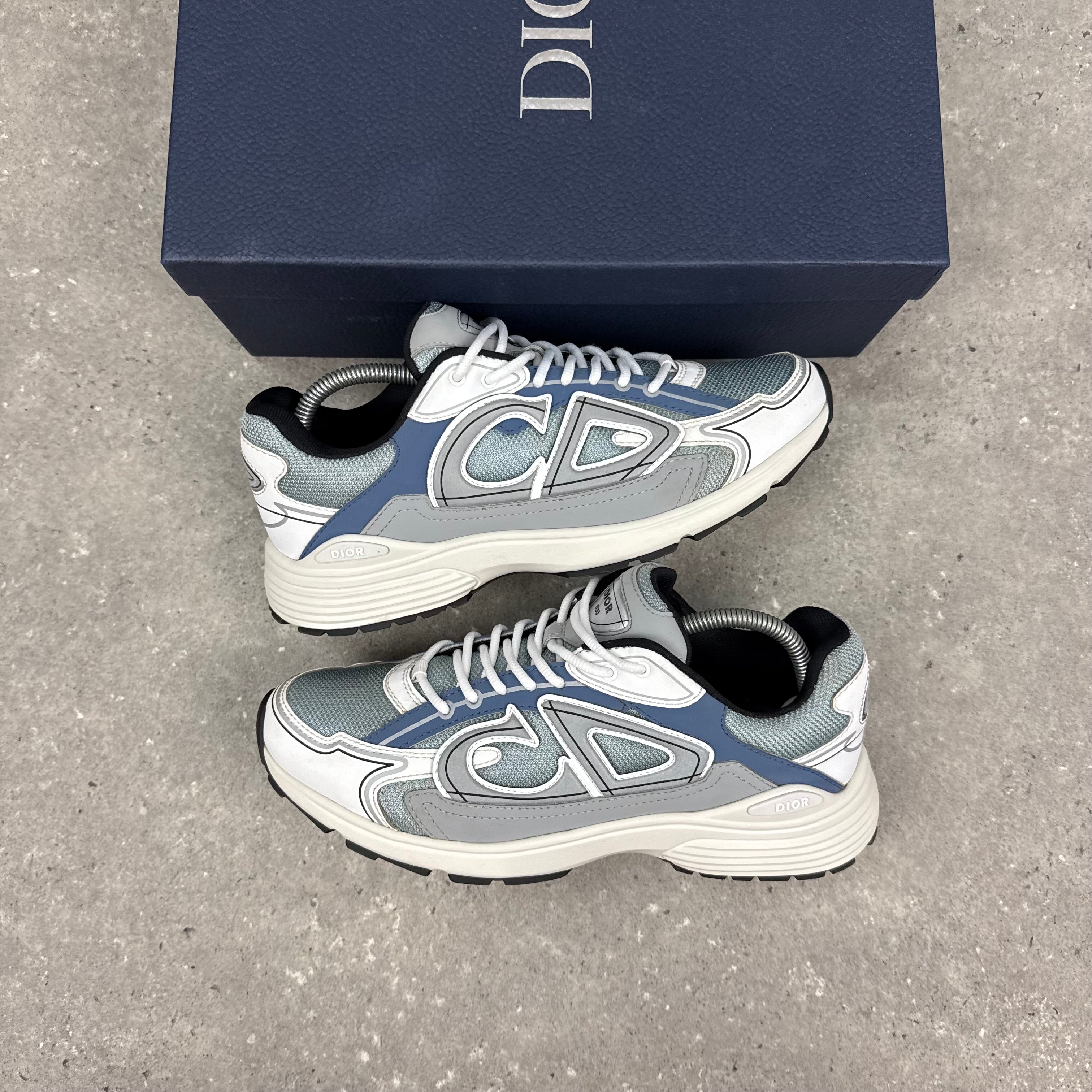 DIOR B30 LIGHT BLUE - (EU42 / UK8)