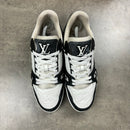 LOUIS VUITTON DENIMS - EU 42 (FITS UK 9)
