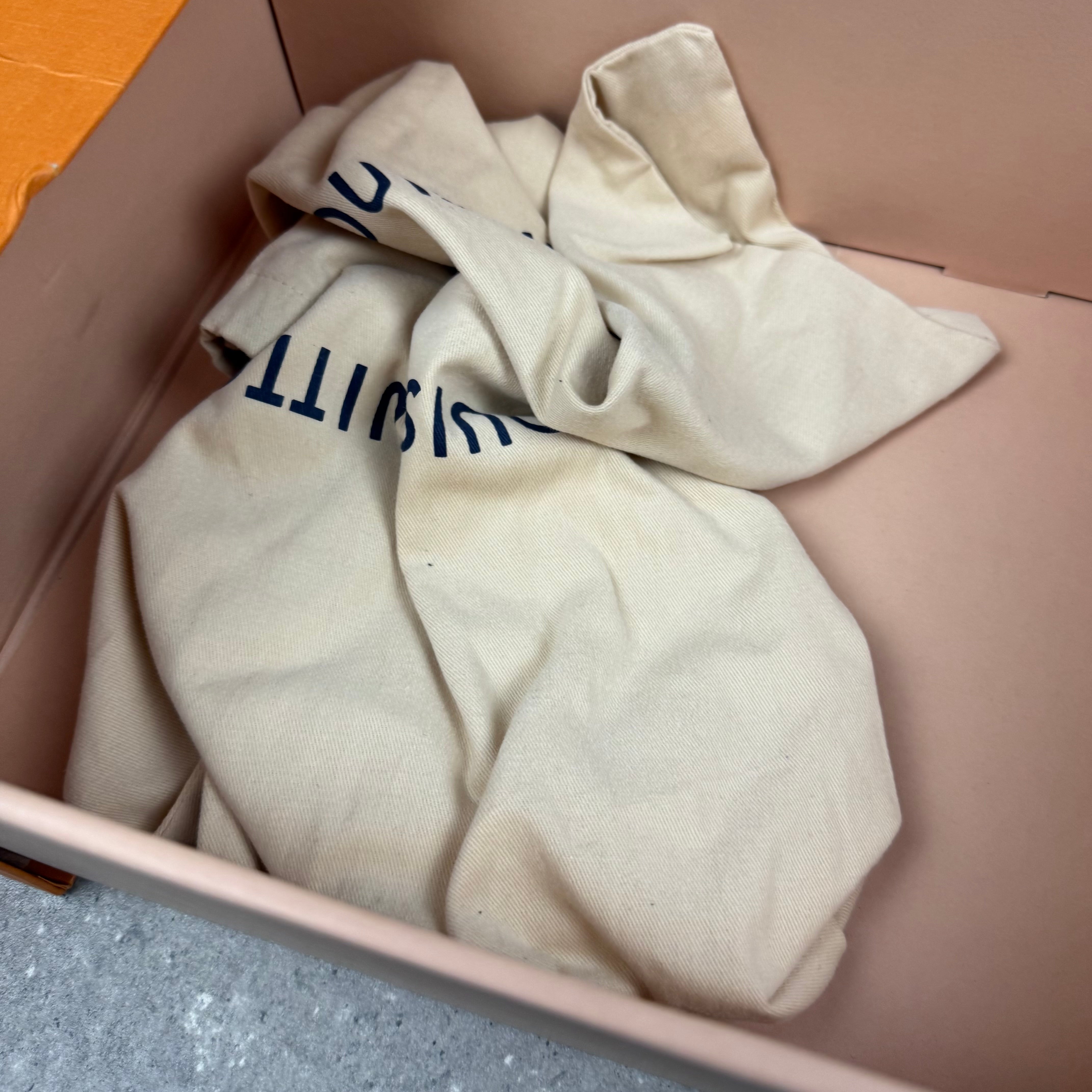 LOUIS VUITTON BEIGE SKATES - EU 43 (FITS UK 10)