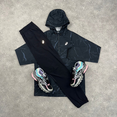 ASICS ENCHANTED WINDRUNNER JACKET & CORE PANTS SET - BLACK
