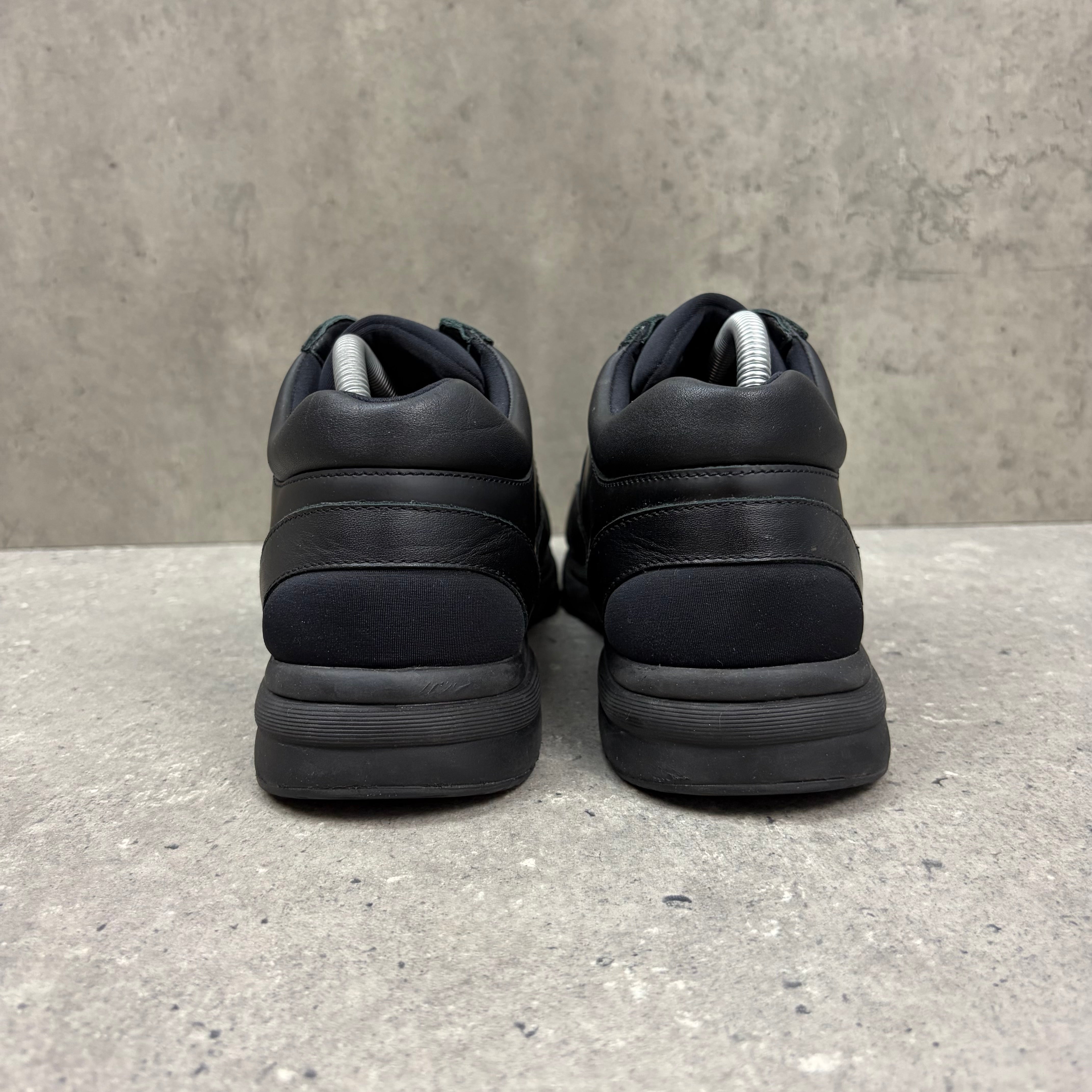 CHANEL RUNNERS -  (EU 41 / UK 7)