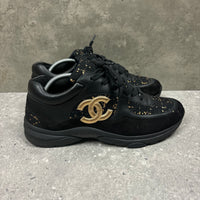 CHANEL RUNNERS BLACK / GOLD -  (EU44 / UK10)