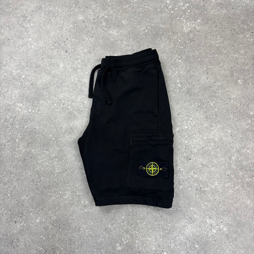 STONE ISLAND SHORTS BLACK - (M)