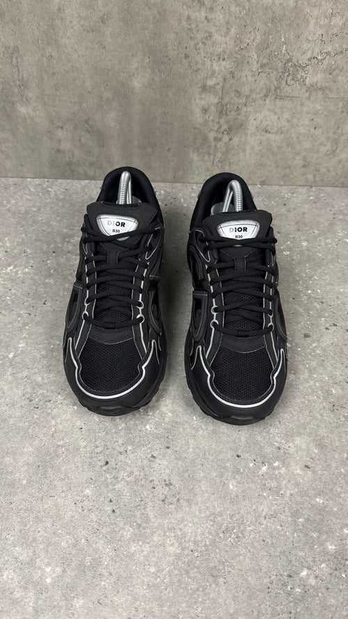 DIOR B30 BLACK (EU 41 / UK 7)
