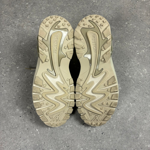 LOUIS VUITTON TACTICS - EU 42 (FITS UK 9/9.5)