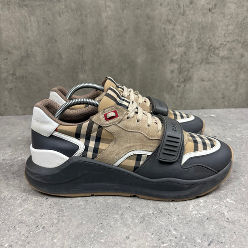 BURBERRY RAMSEY -  (EU44 / UK10)