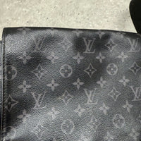 LOUIS VUITTON MESSENGER BAG