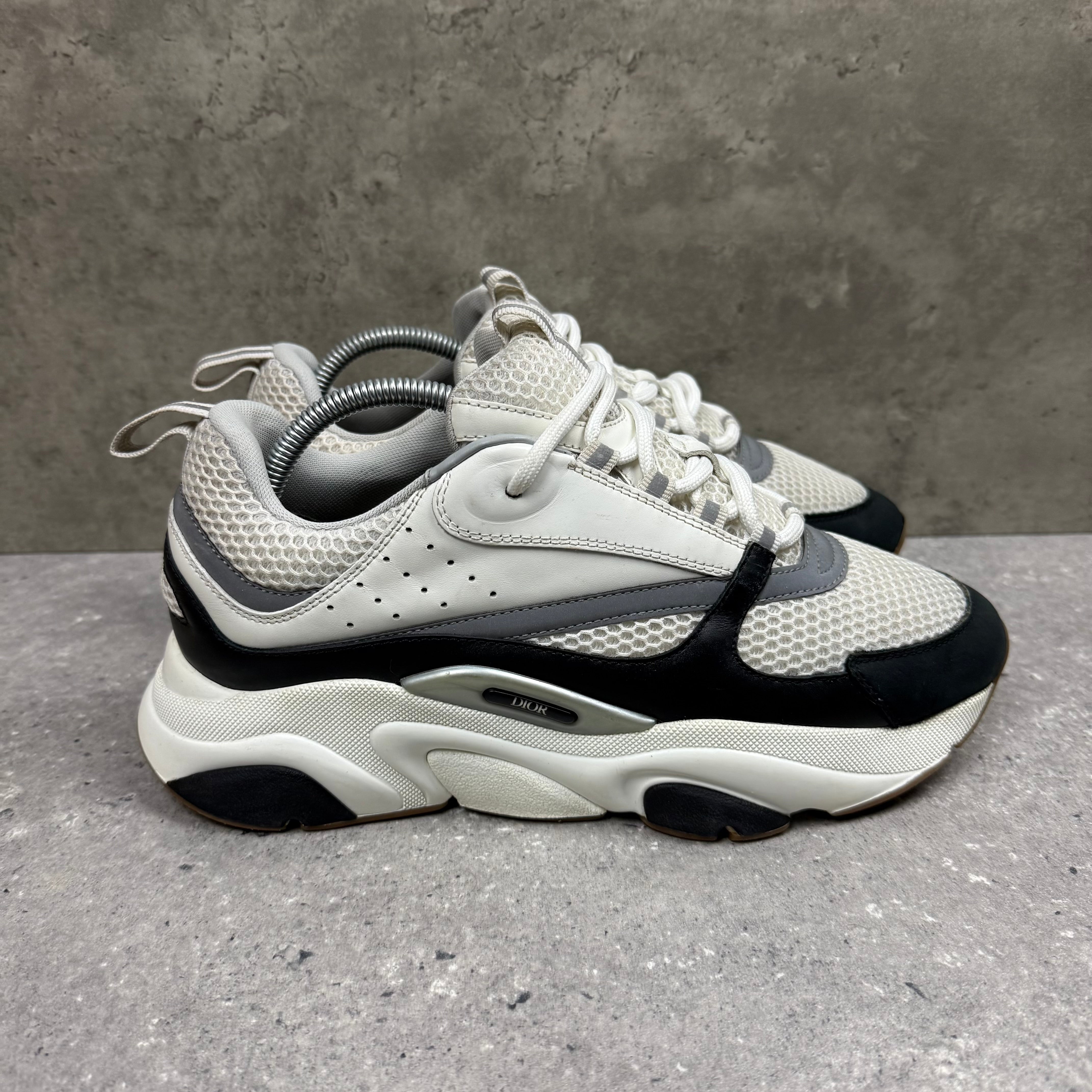 DIOR B22 WHITE / BLACK - (EU42 / UK8)