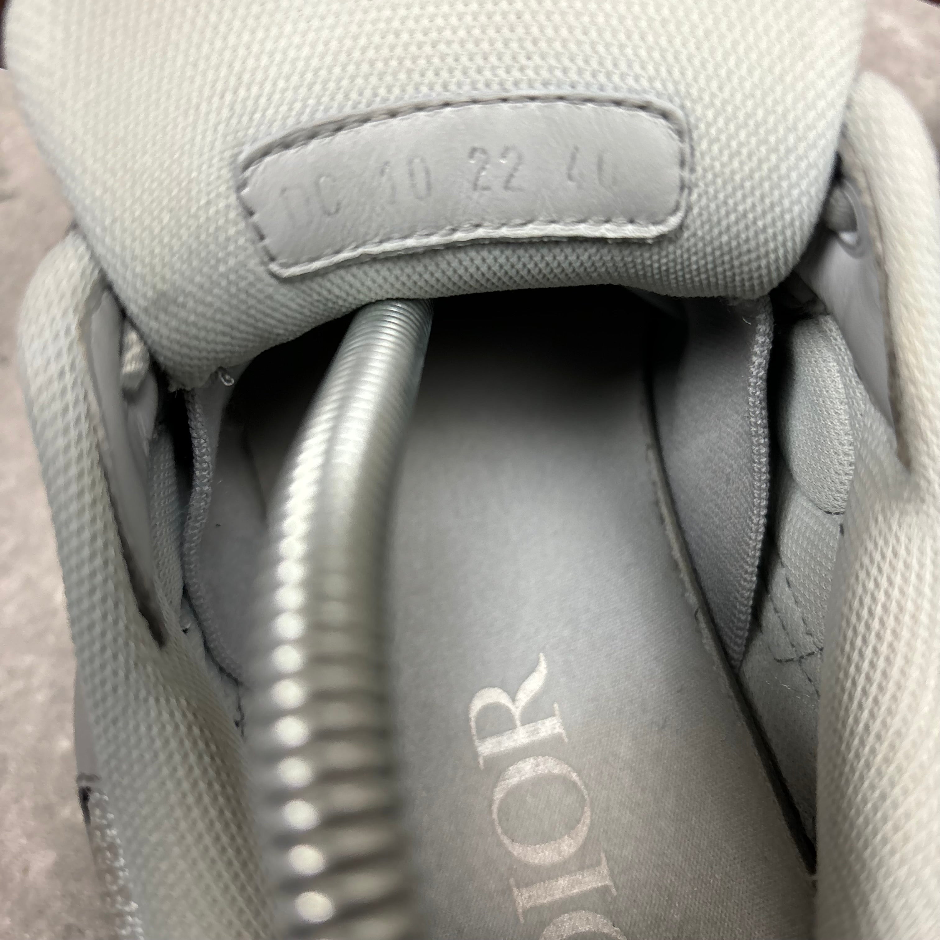 DIOR B30 GREY - (EU 40 / UK 6)