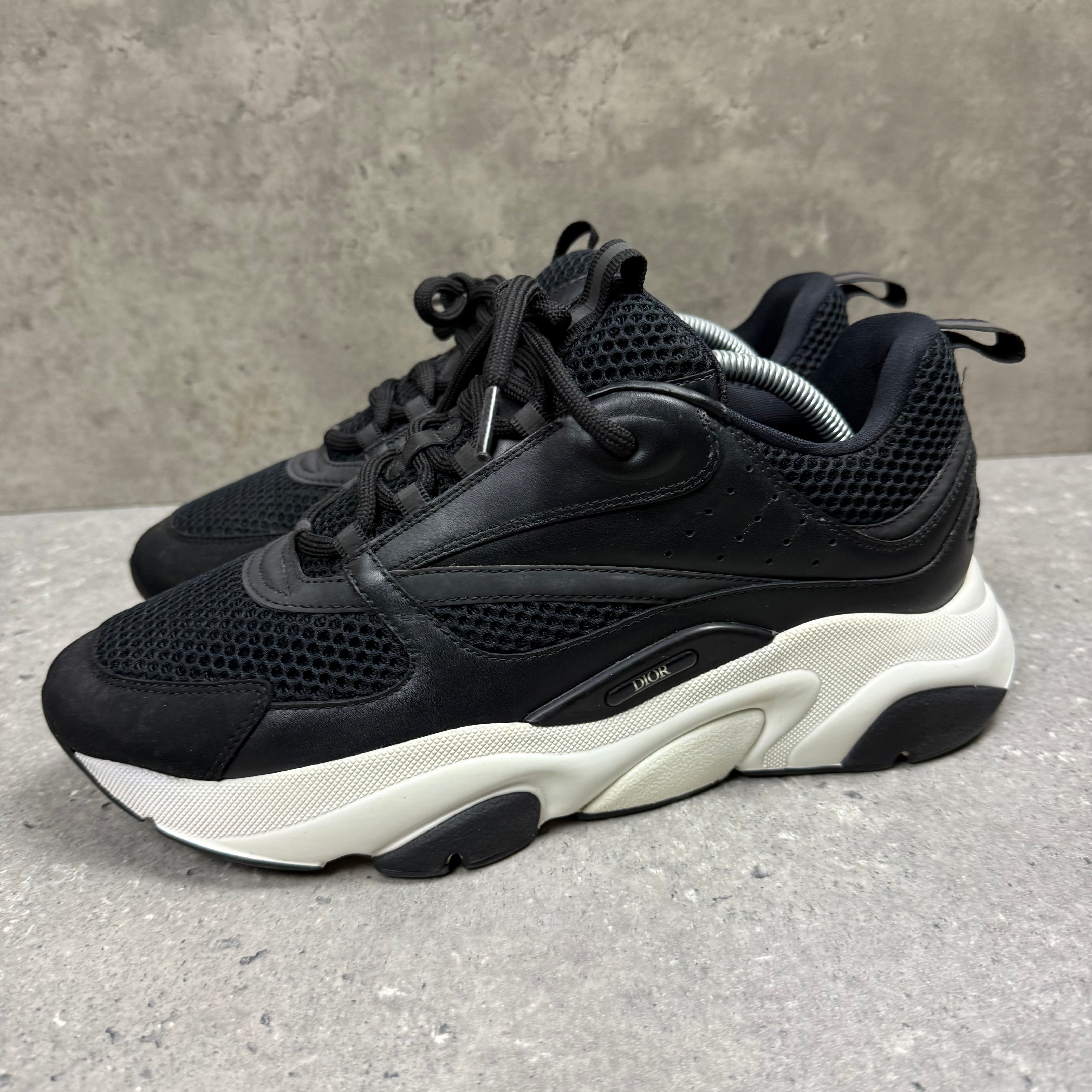 DIOR B22 BLACK - (EU44 / UK10)