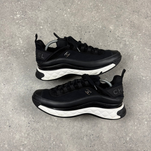 CHANEL RUNNERS -  (EU44 / UK10)