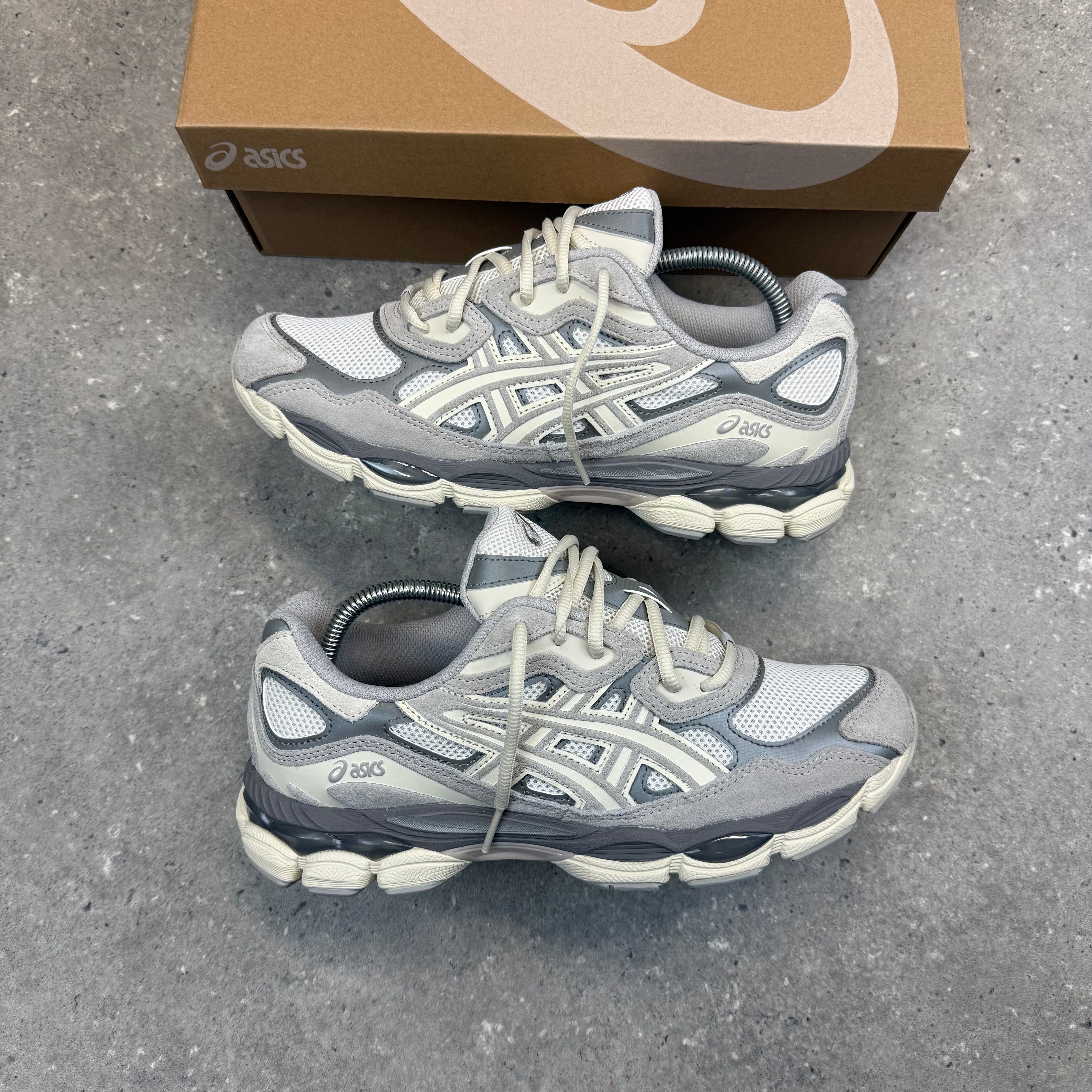 ASICS GEL NYC - CREAM / OYSTER GREY – Unlock Luxury UK