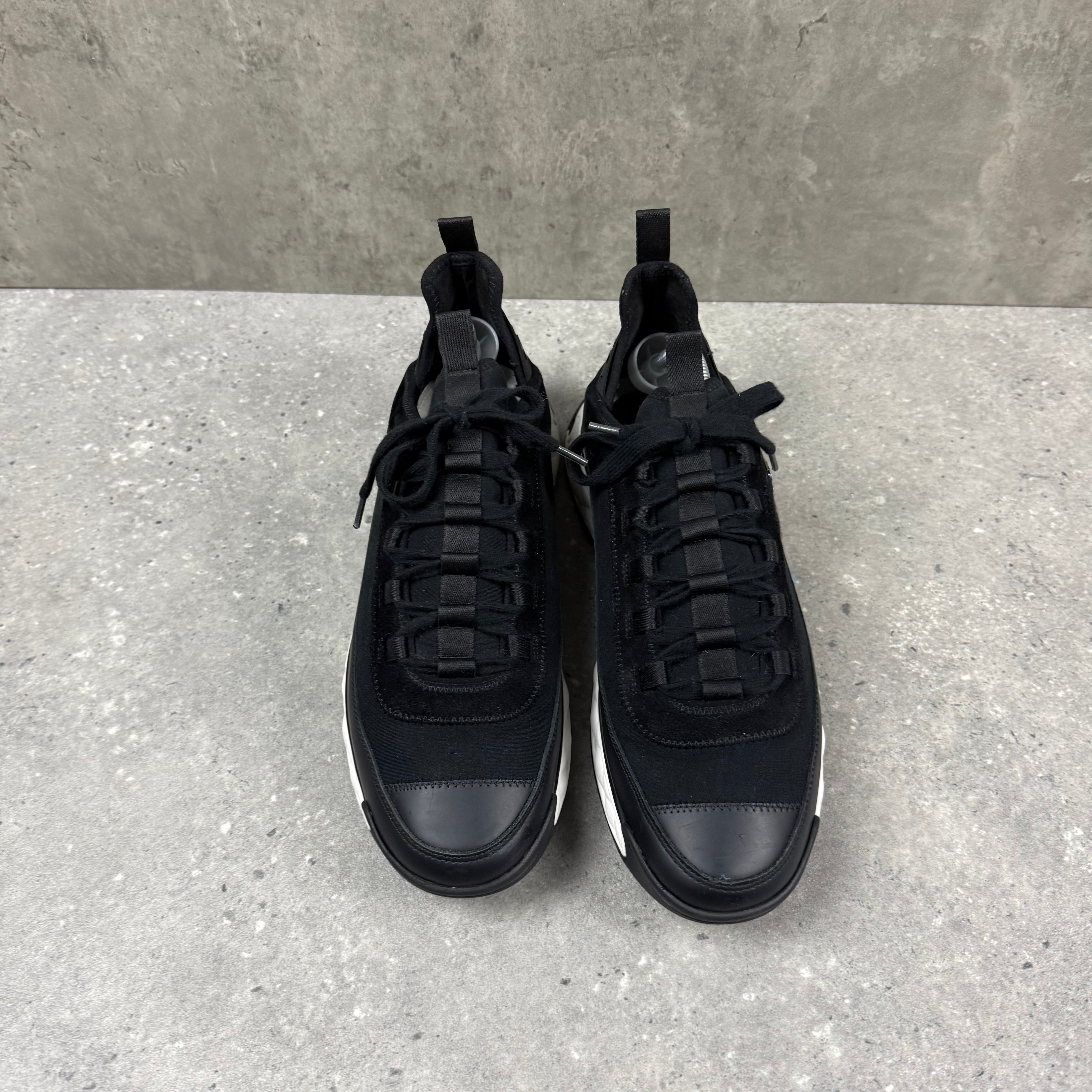 CHANEL RUNNERS -  (EU44 / UK10)