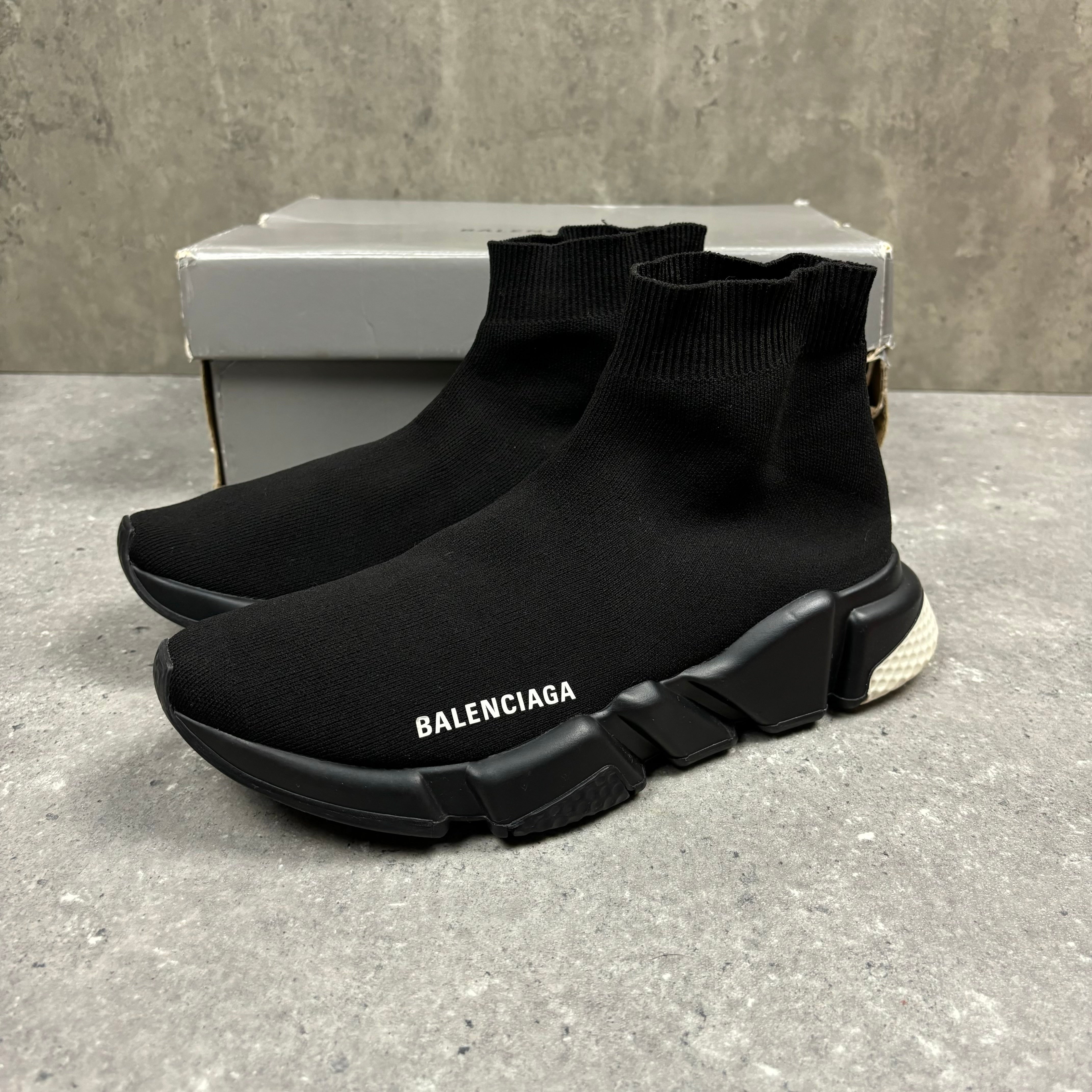 BALENCIAGA SPEED RUNNERS - EU40 (FIT UK 6.5)