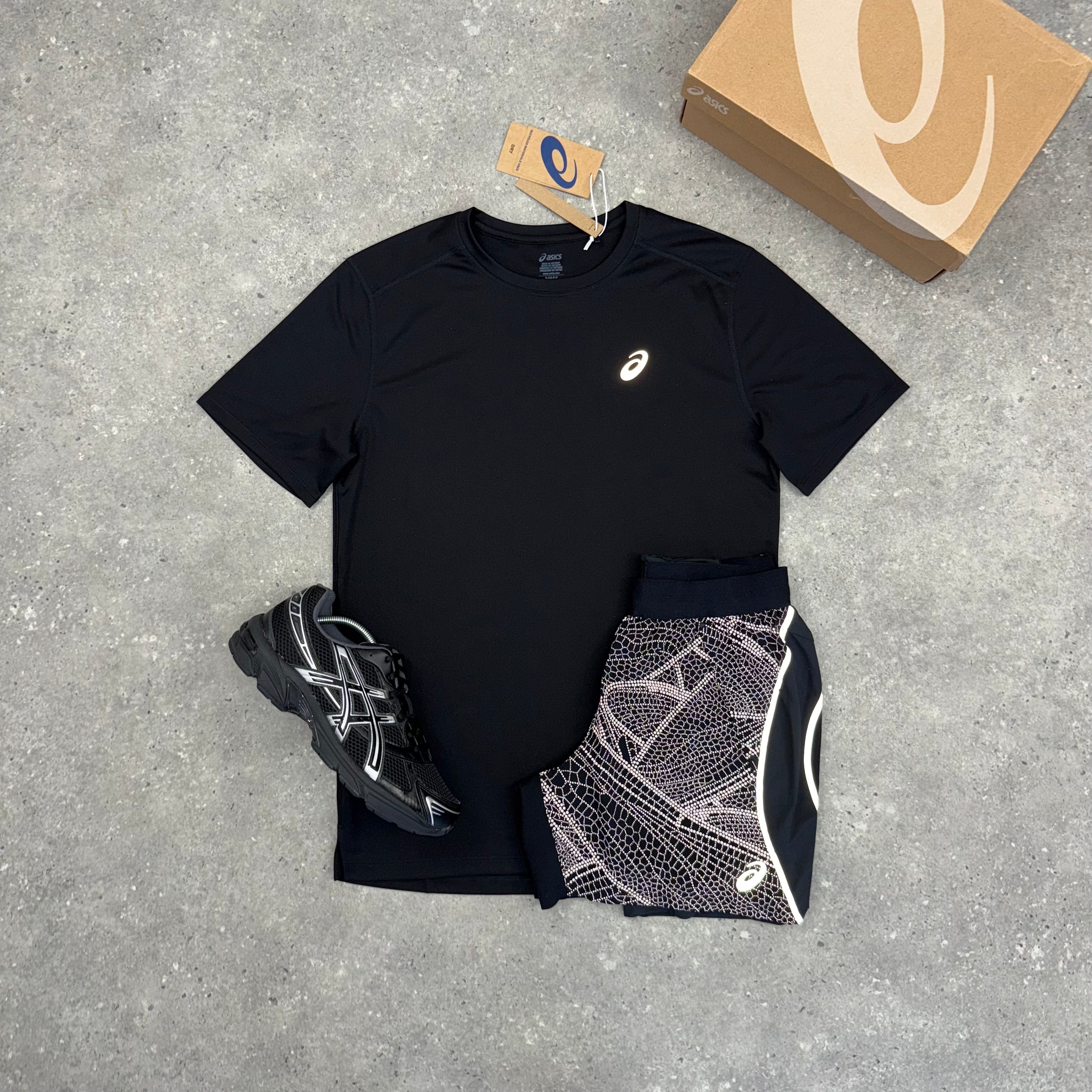 ASICS CORE T-SHIRT & LITE-SHOW SHORT SET - BLACK