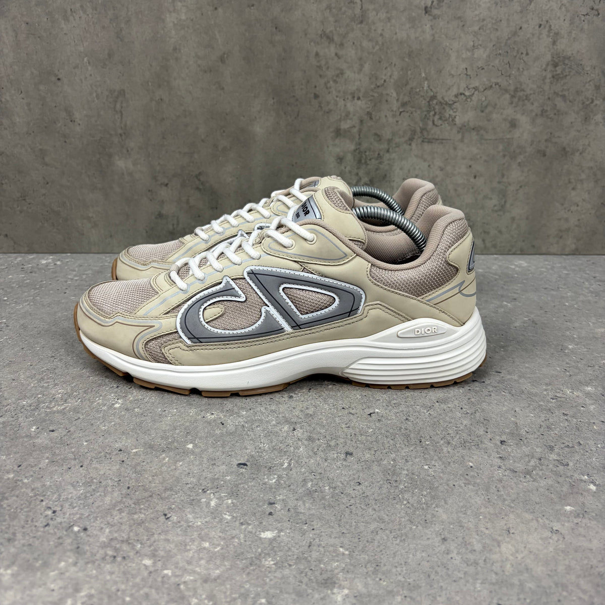 DIOR B30 BEIGE - (EU44 / UK 10)