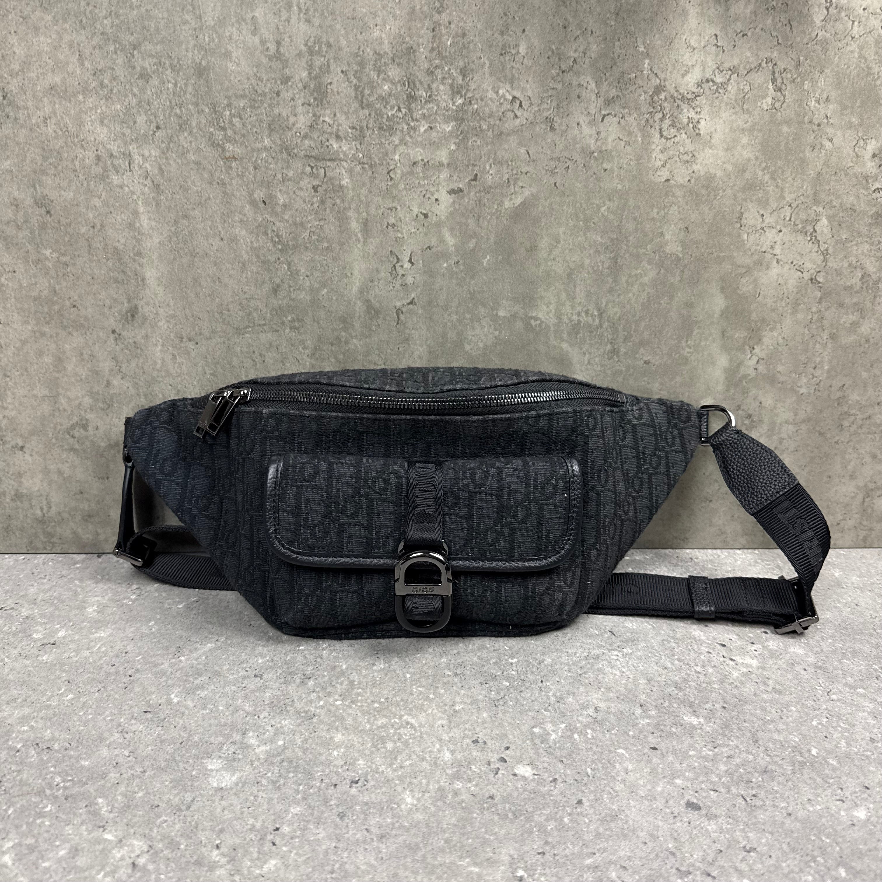 DIOR OBLIQUE BELT BAG - BLACK