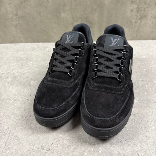 LOUIS VUITTON BLACK TRAINERS - EU41.5 (FITS UK 8.5)