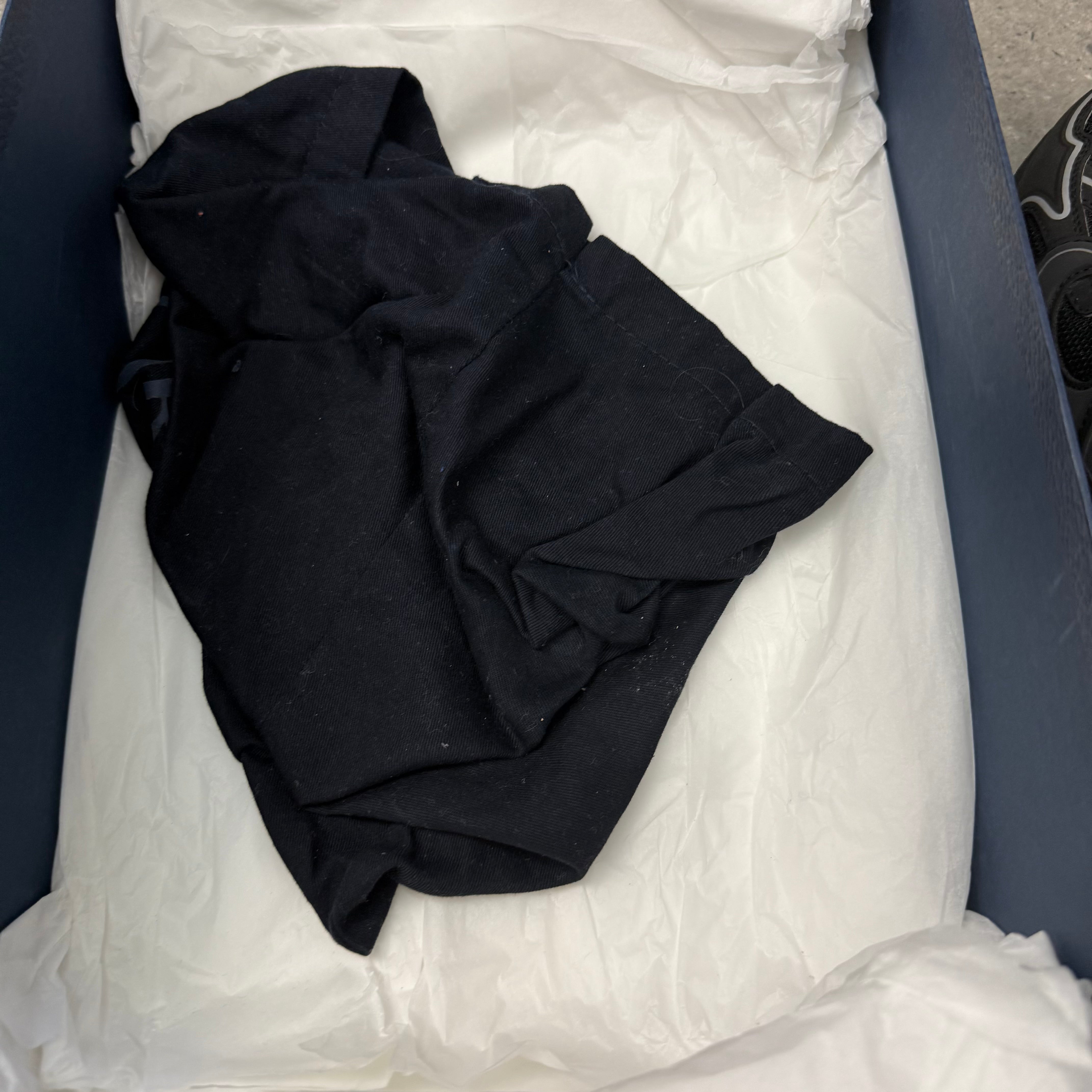 DIOR B30 BLACK - (EU42 / UK8)