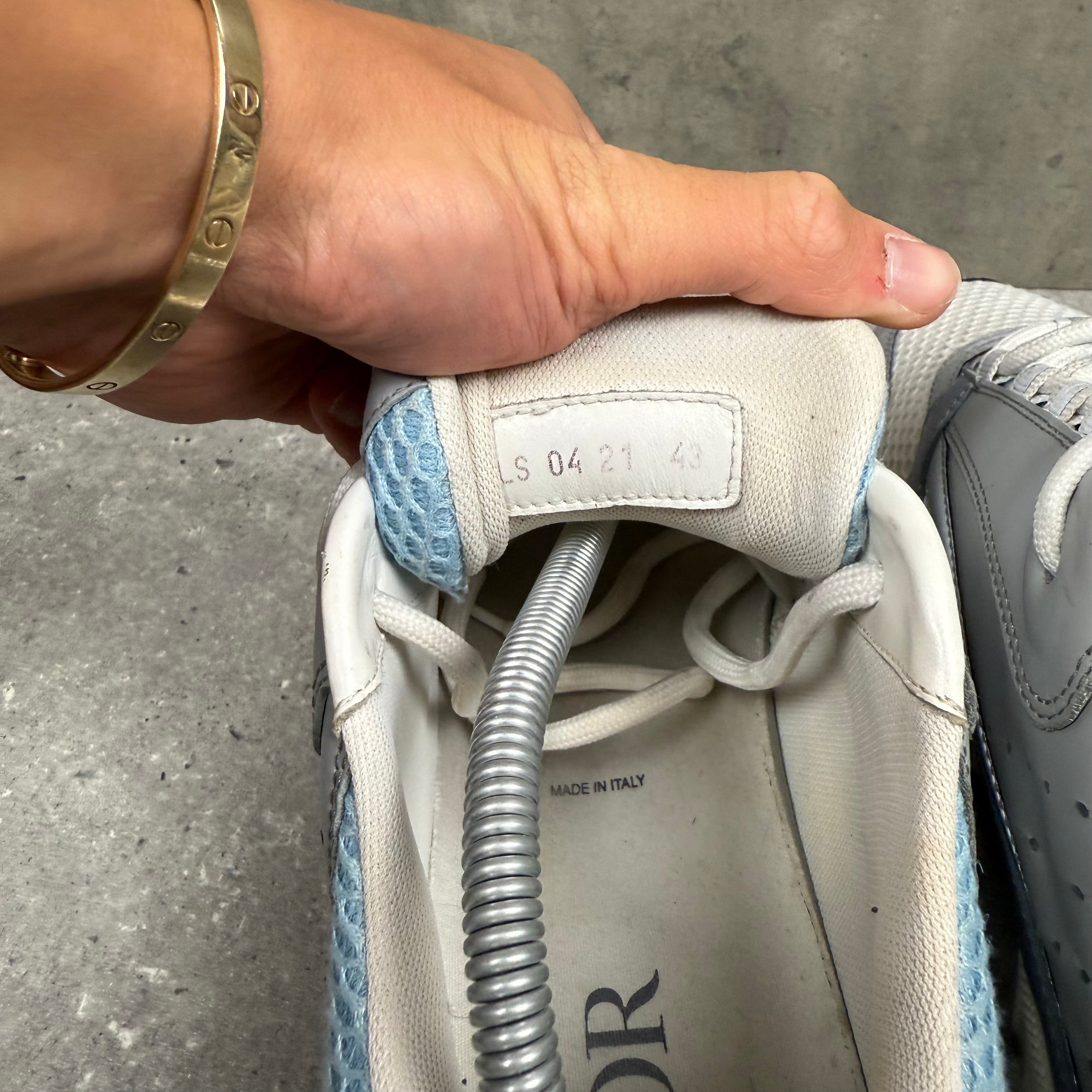 DIOR B22 BABY BLUE - (EU 43 / UK 9)