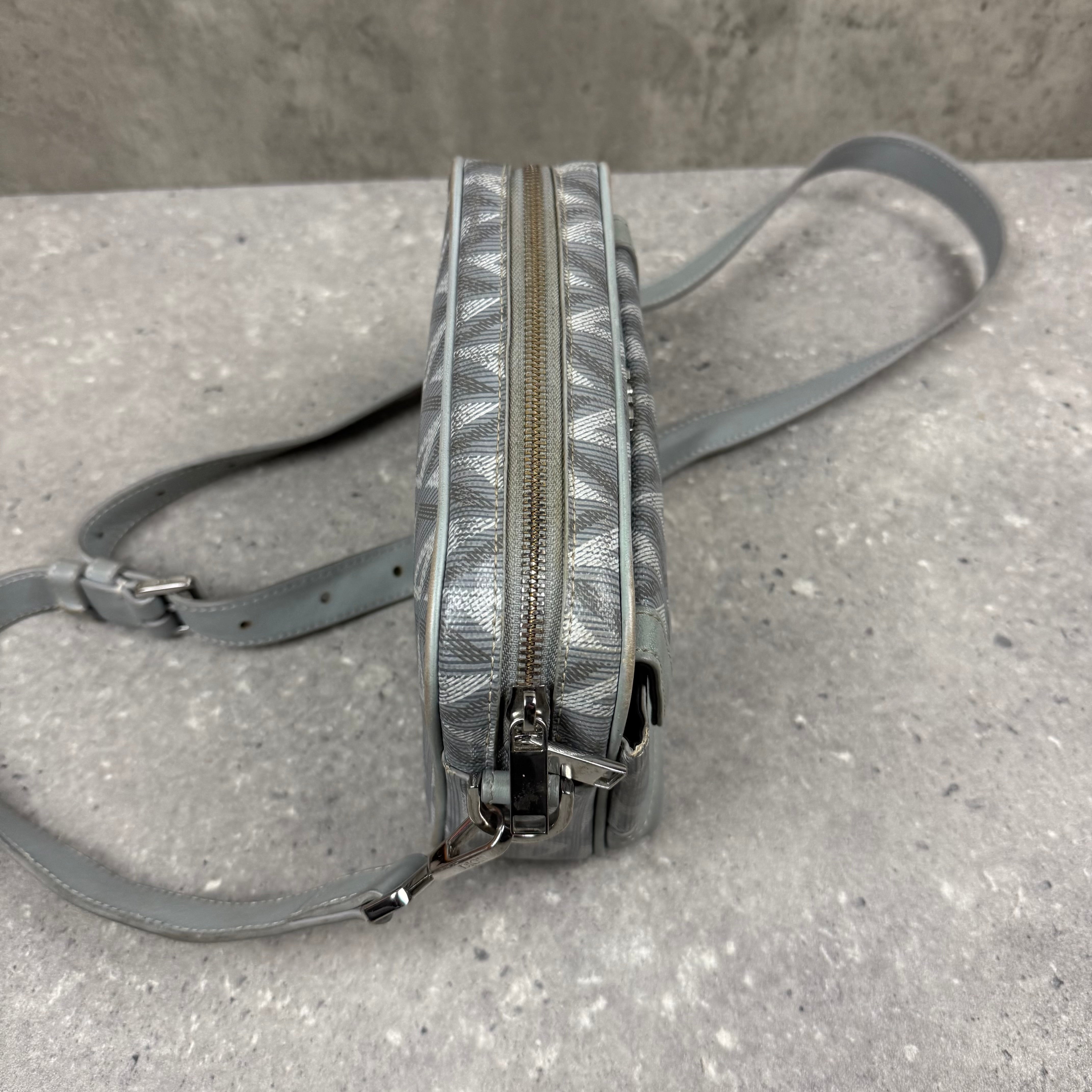 DIOR DIAMOND HIT THE ROAD BAG - GREY