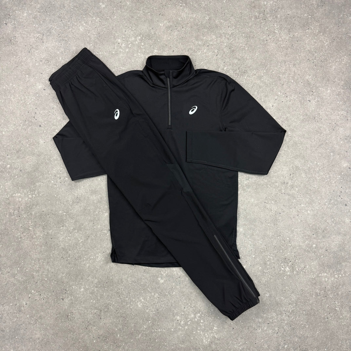 ASICS PERFORMANCE 1/4 ZIP TOP & CORE WOVEN PANT SET - BLACK