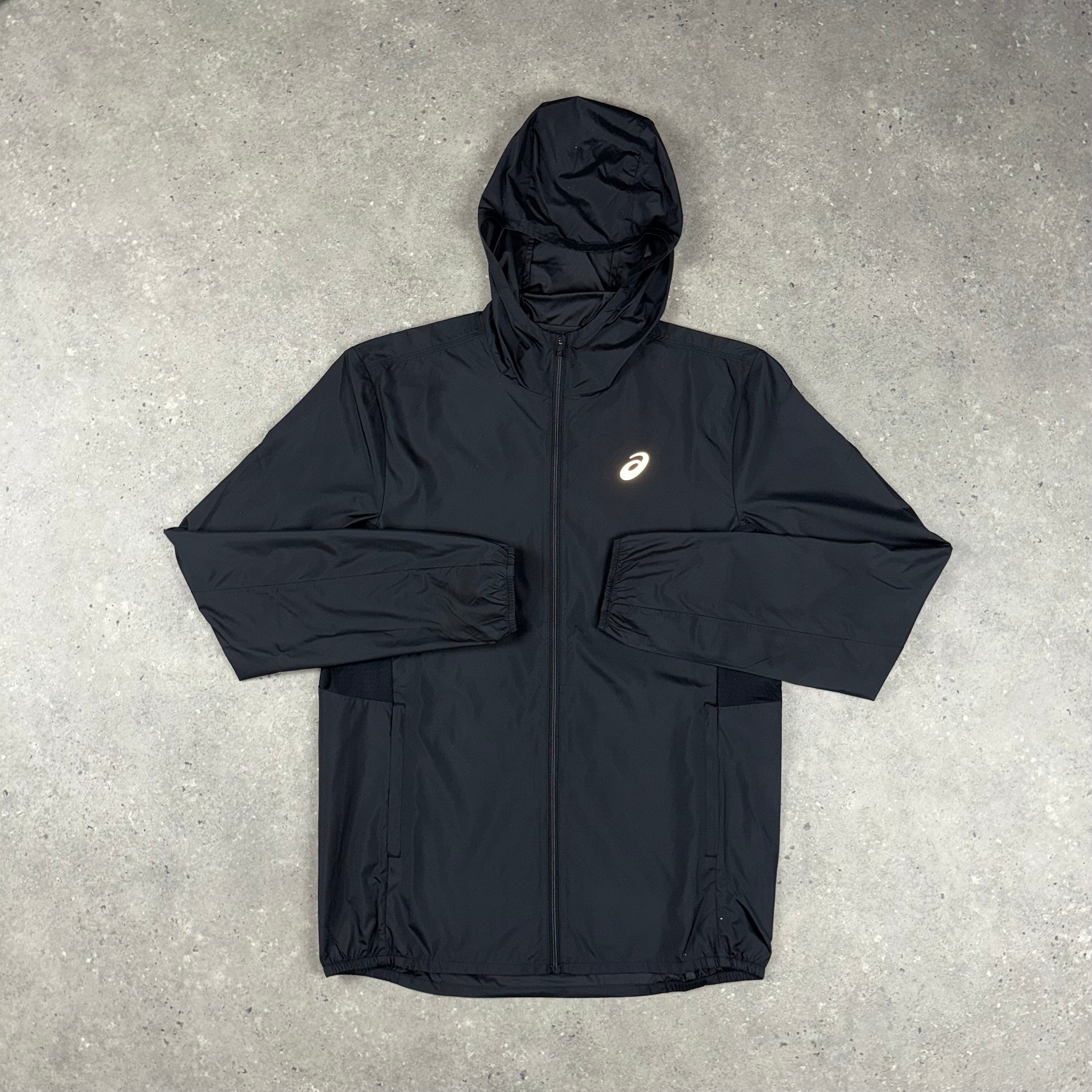 ASICS CORE WINDRUNNER & SHORT SET - BLACK