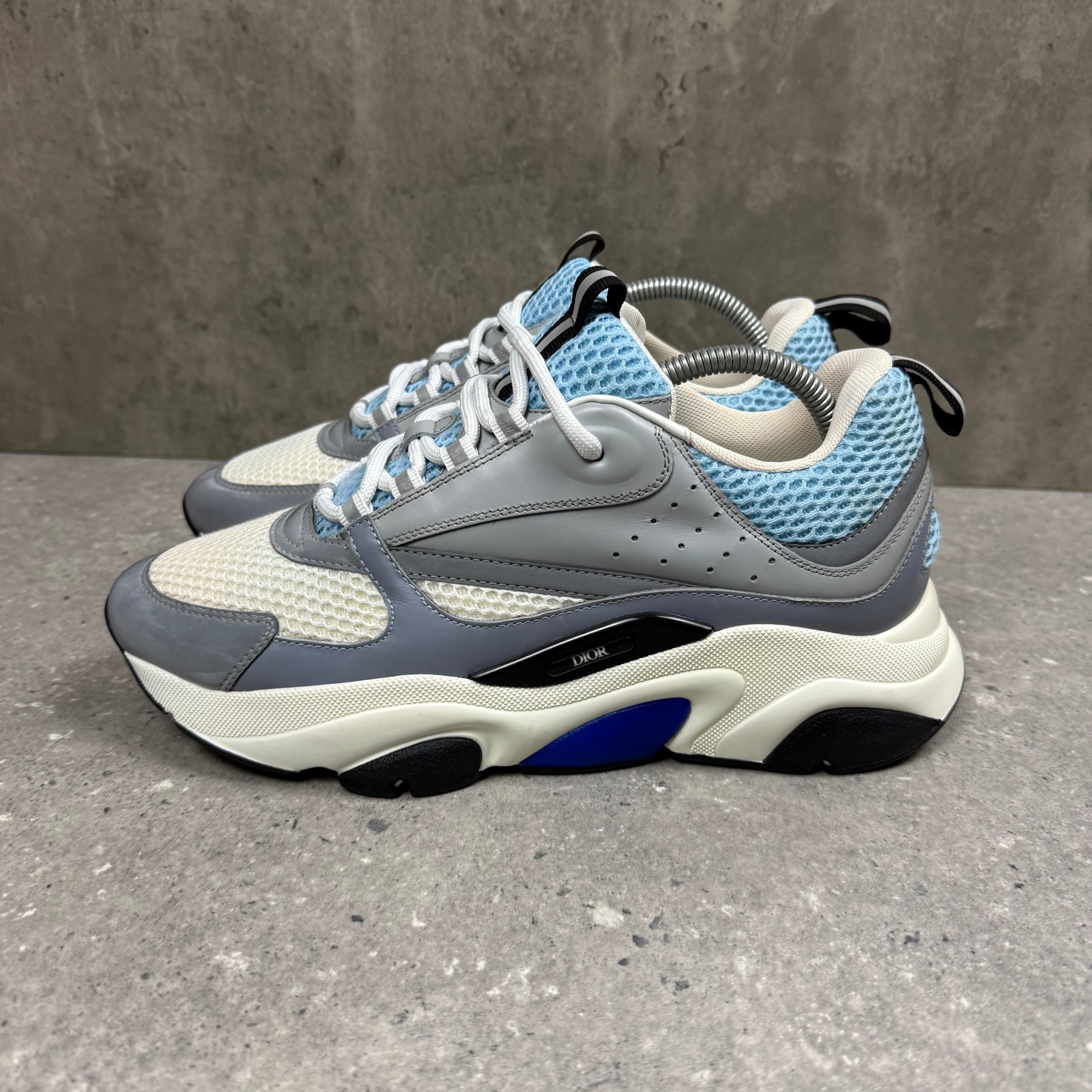 DIOR B22 BABY BLUE - (EU42 / UK8)