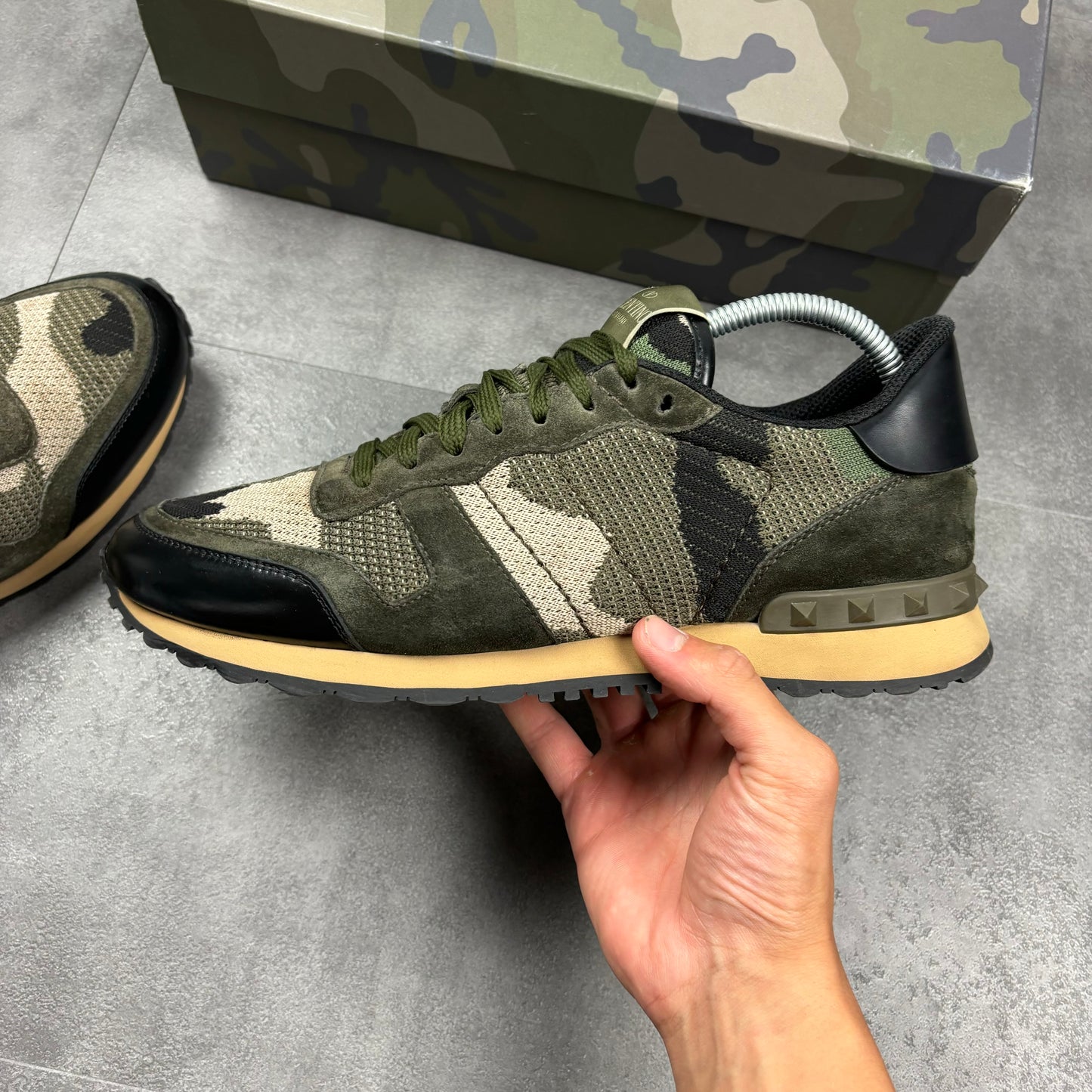 VALENTINO ROCKRUNNERS KHAKI (FITS 8/9)