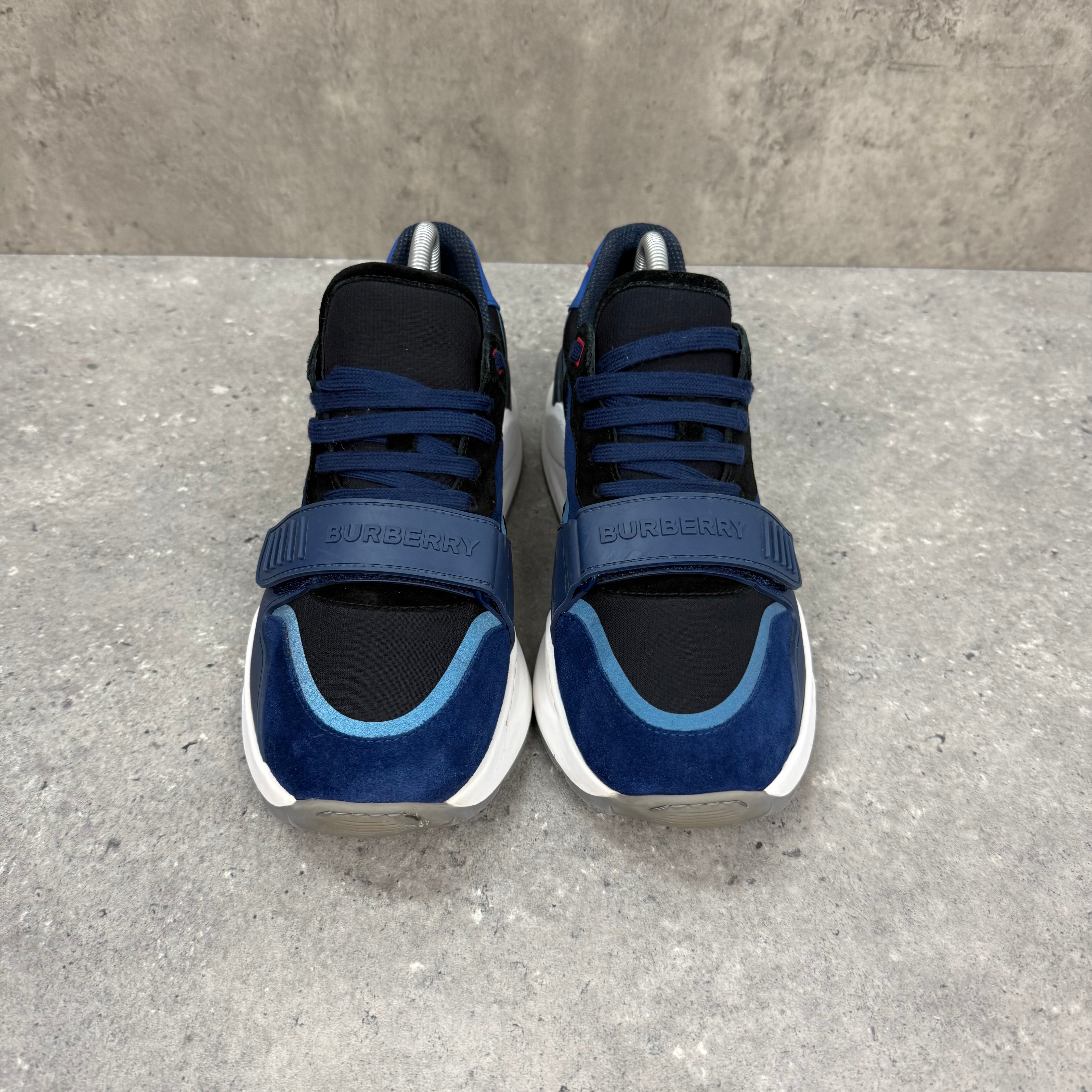 BURBERRY RAMSEY -  (EU41.5 / UK7.5)