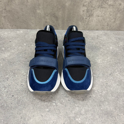 BURBERRY RAMSEY -  (EU41.5 / UK7.5)